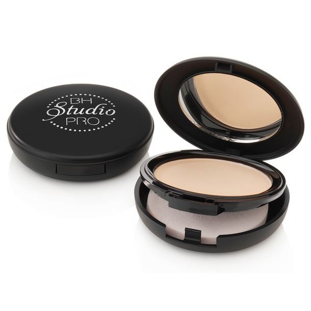 Poudre - Studio Pro Matte Finished Pressed Powder Poudre - Studio Pro Matte Finished Pressed Powder