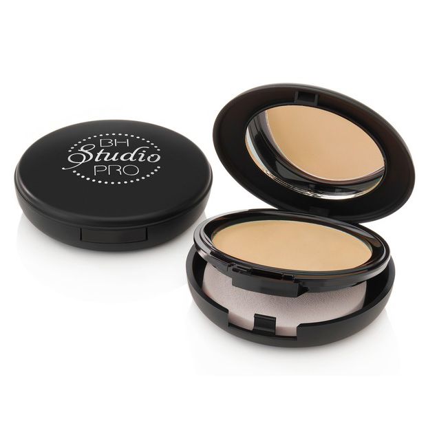 Poudre - Studio Pro Matte Finished Pressed Powder Poudre - Studio Pro Matte Finished Pressed Powder