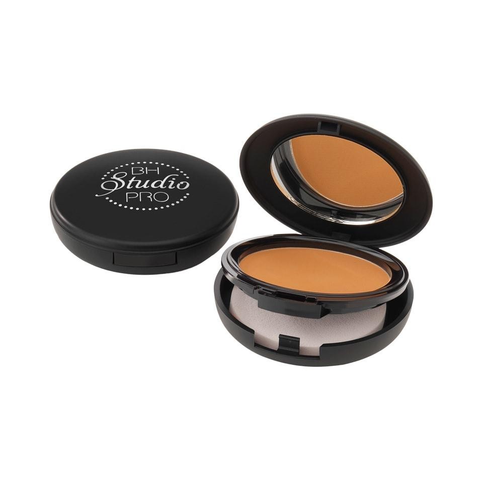 Studio Pro Matte Finished Pressed Powder Studio Pro Matte Finished Pressed Powder