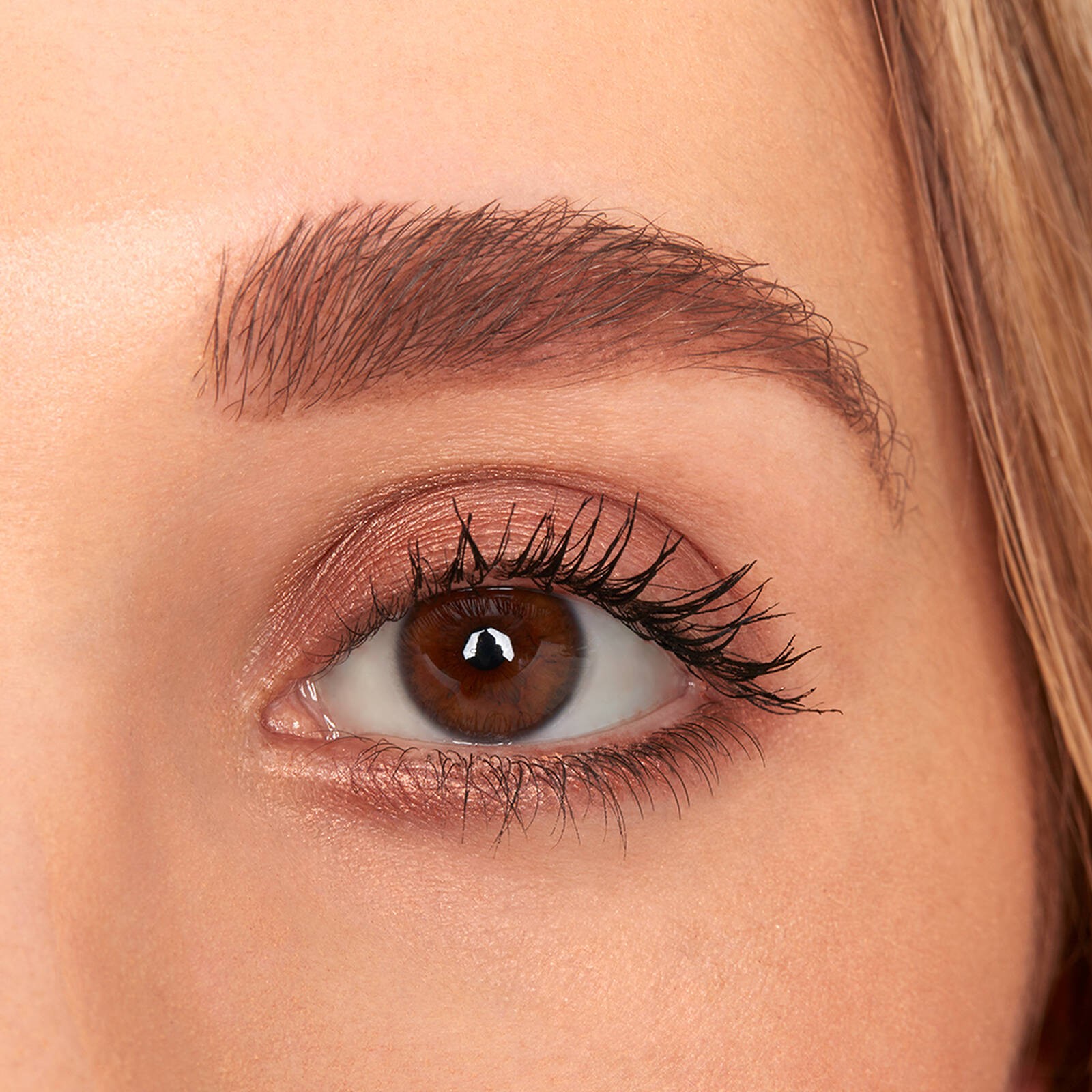Crayon à Sourcils - Fill & Fluff Eyebrow Pomade Pencil Crayon à Sourcils - Fill & Fluff Eyebrow Pomade Pencil