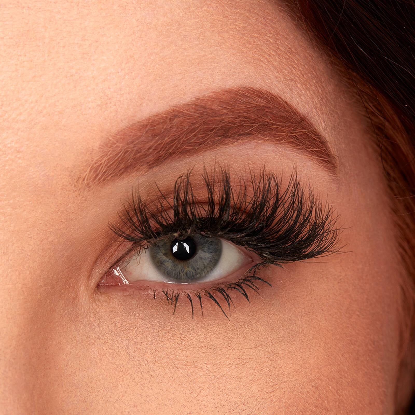 Crayon à Sourcils - Fill & Fluff Eyebrow Pomade Pencil Crayon à Sourcils - Fill & Fluff Eyebrow Pomade Pencil