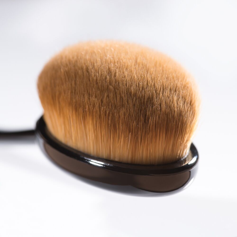 Ovaler Pinsel - Medium Oval Brush 