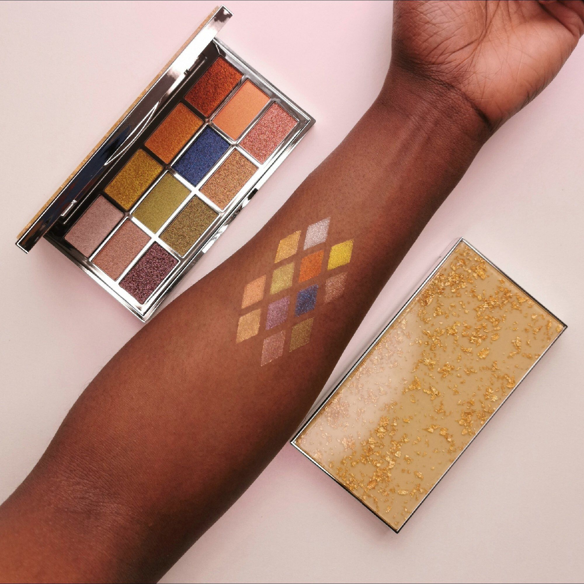 CrystalXX Eyeshadow Palette -- Lidschatten-Palette CrystalXX Eyeshadow Palette -- Lidschatten-Palette