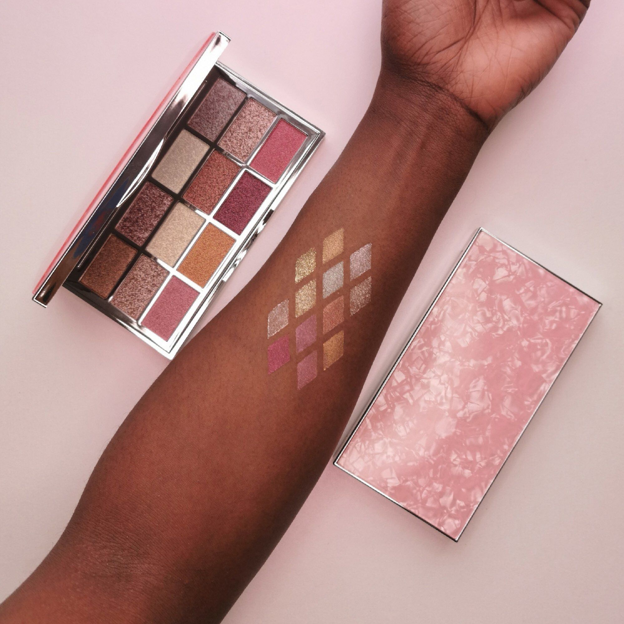 CrystalXX Eyeshadow Palette -- Lidschatten-Palette CrystalXX Eyeshadow Palette -- Lidschatten-Palette