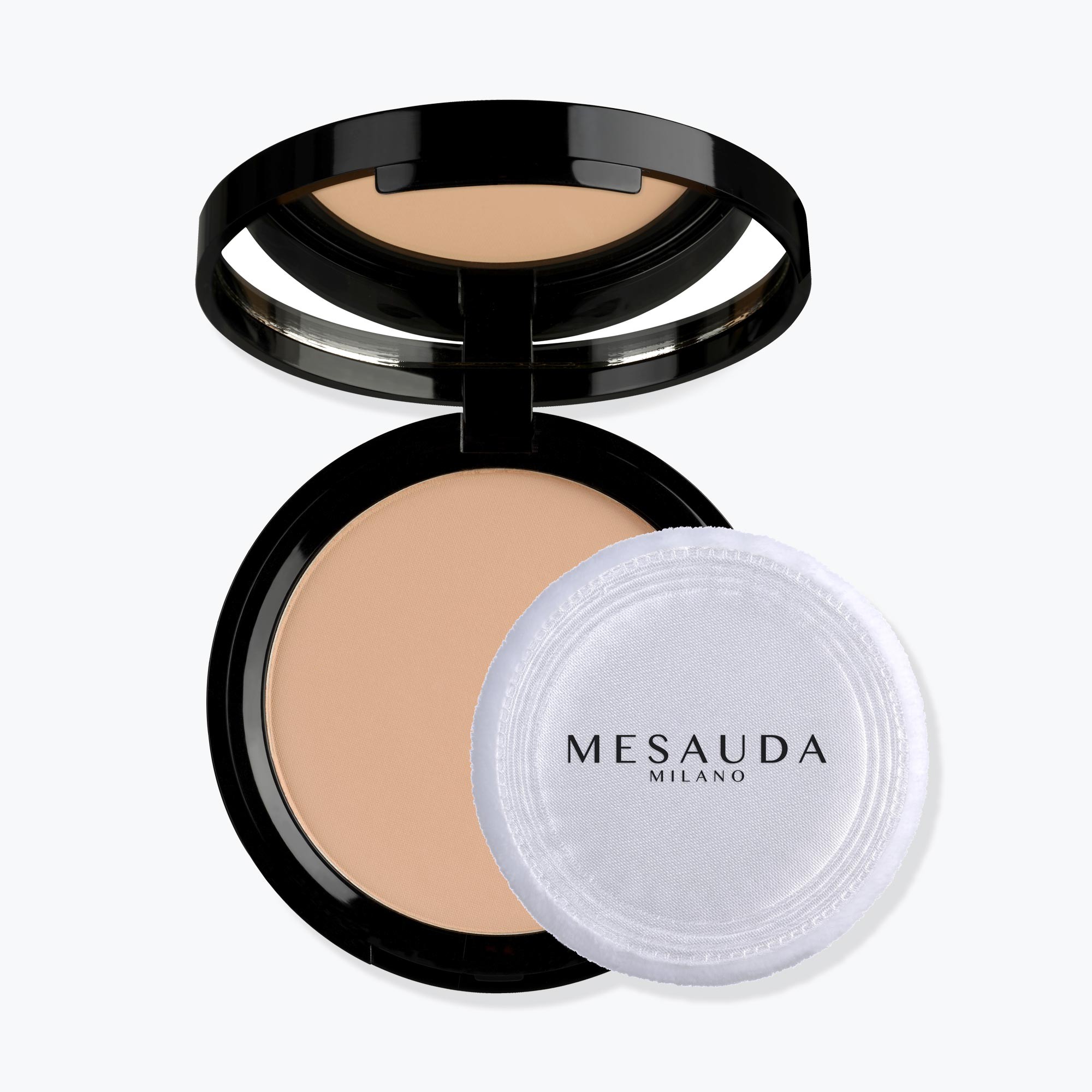 Light Velvet Compact Powder -- Puder