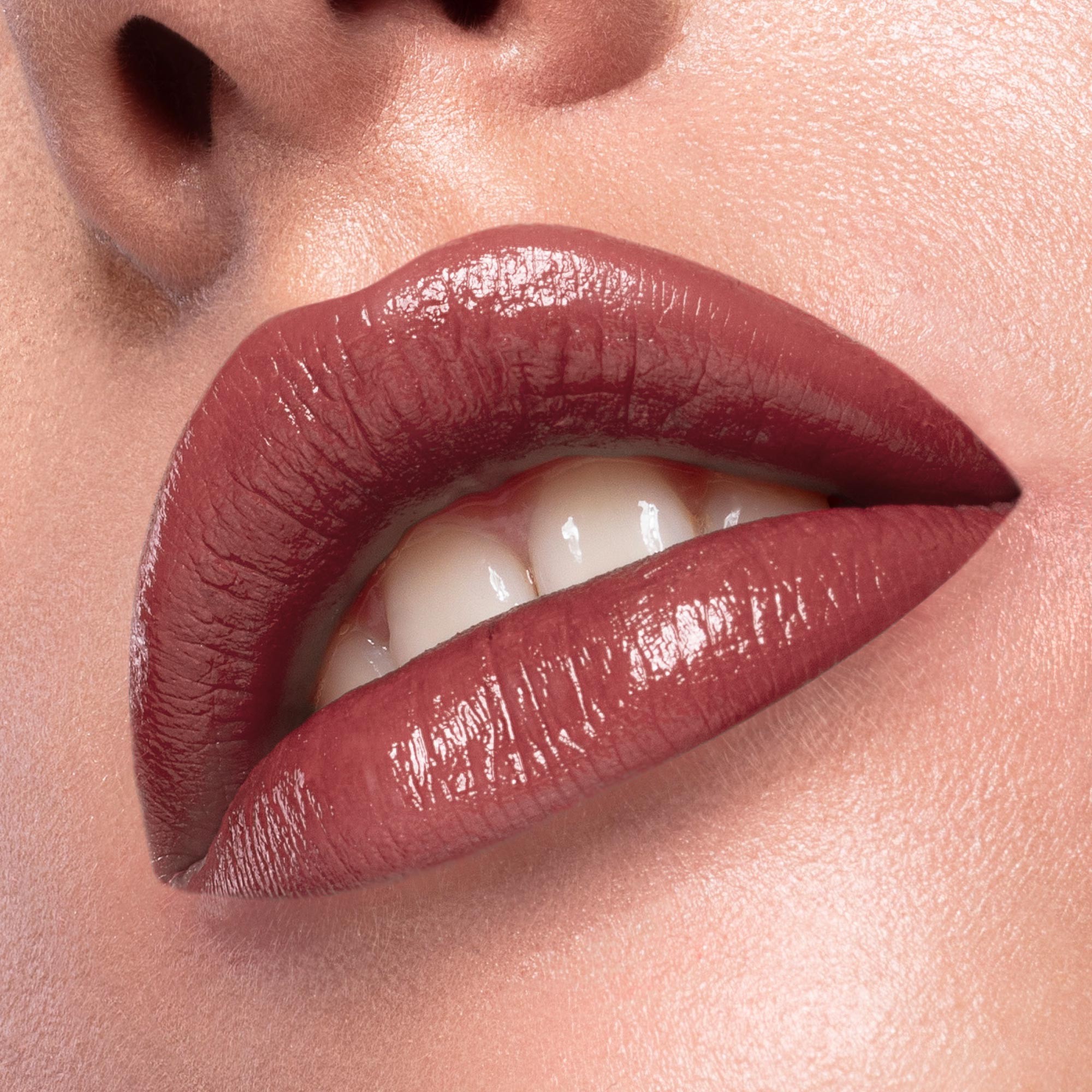 Rouge à Lèvres - Vibrant Lipstick Rouge à Lèvres - Vibrant Lipstick