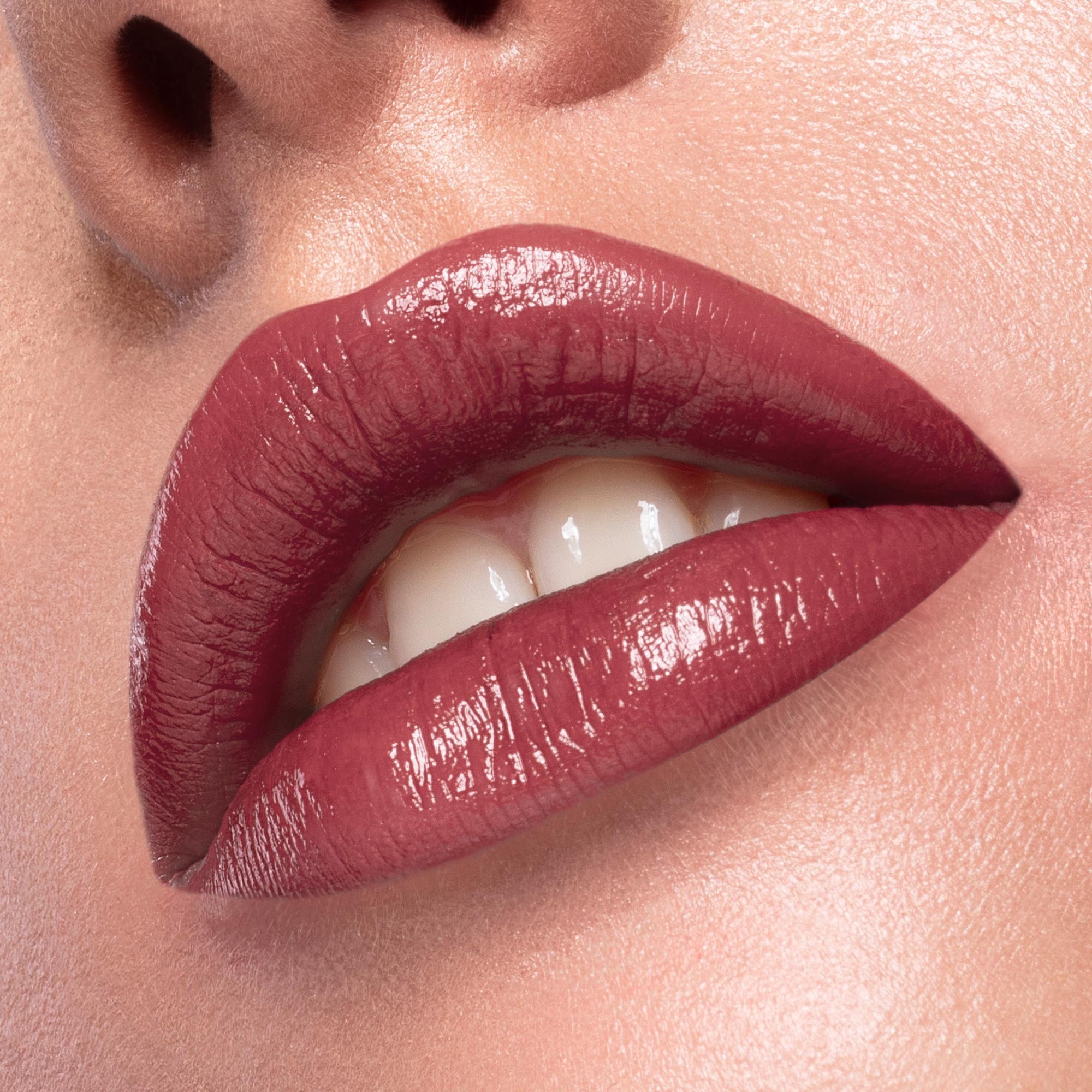 Rouge à Lèvres - Vibrant Lipstick Rouge à Lèvres - Vibrant Lipstick