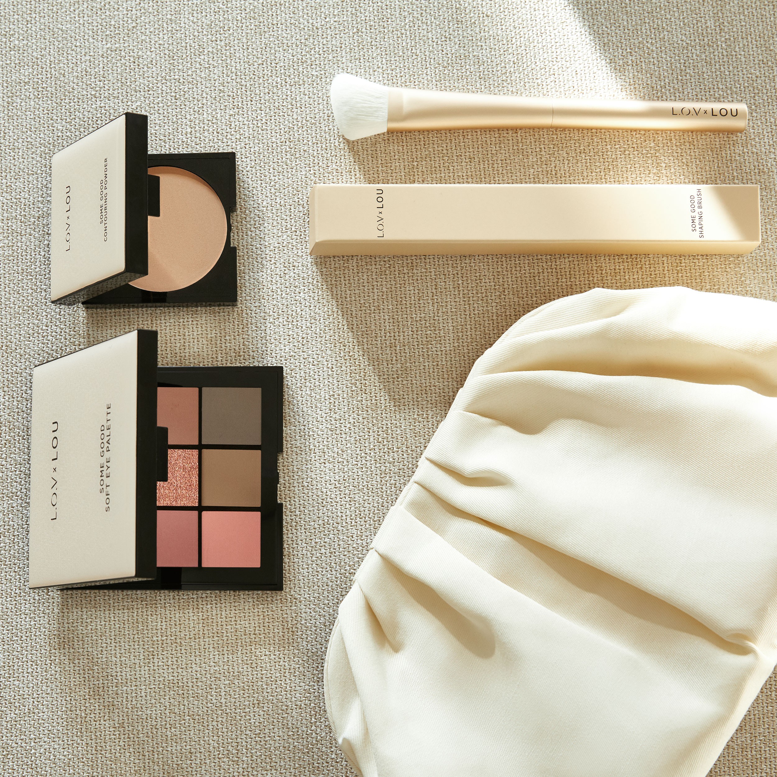 Eyeshadow Palette - L.O.V x LOU - Some Good Soft Eye Palette Eyeshadow Palette - L.O.V x LOU - Some Good Soft Eye Palette