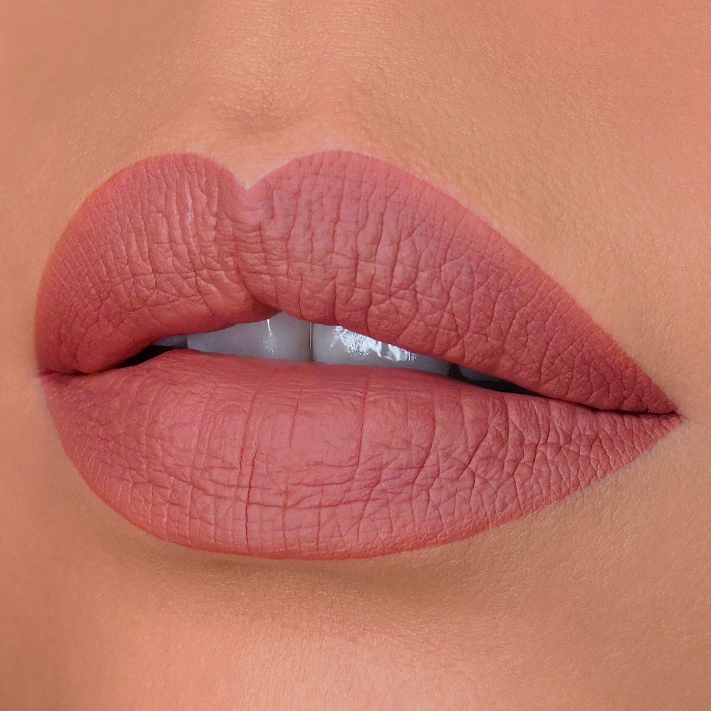 Lip Lingerie XXL Matte Liquid Lipstick -- Flüssig-Lippenstift Lip Lingerie XXL Matte Liquid Lipstick -- Flüssig-Lippenstift