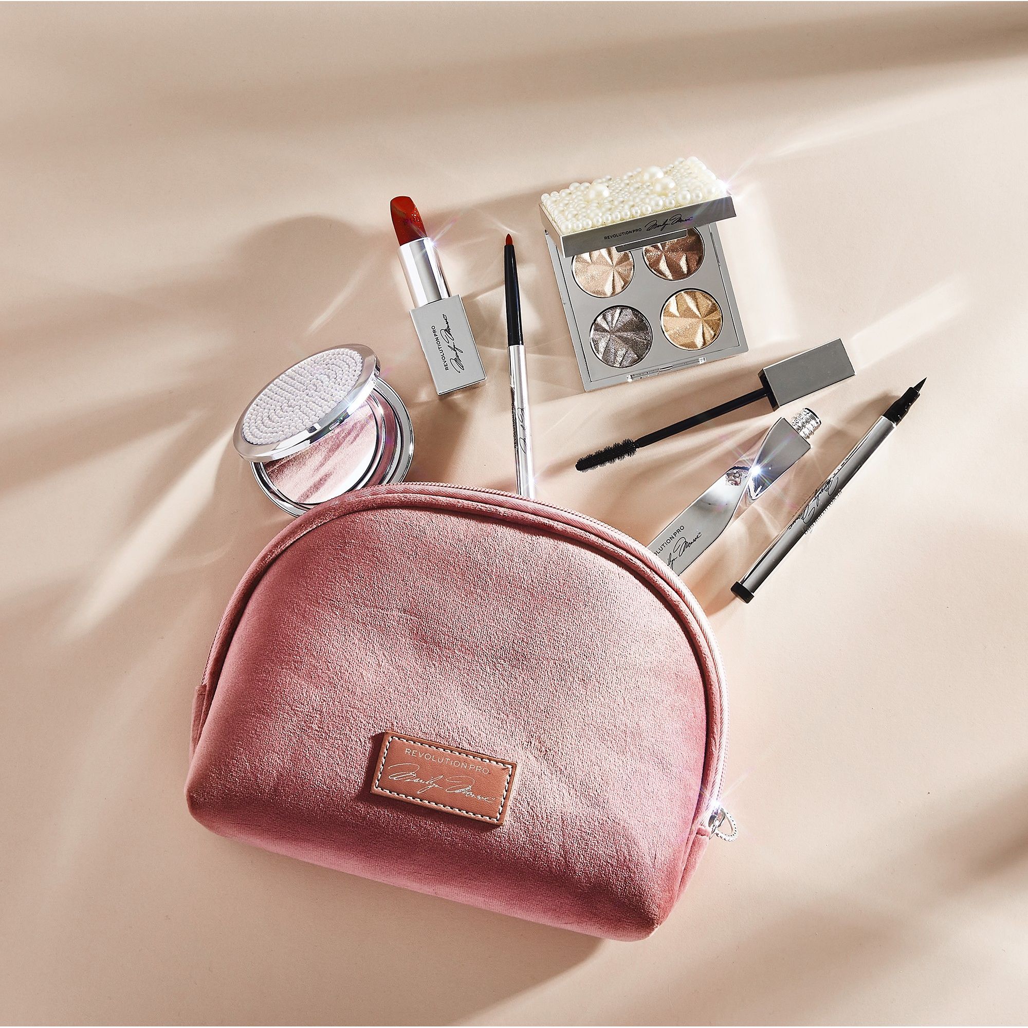 Trousse de Maquillage - Revolution Pro x Marilyn Monroe - Makeup Bag