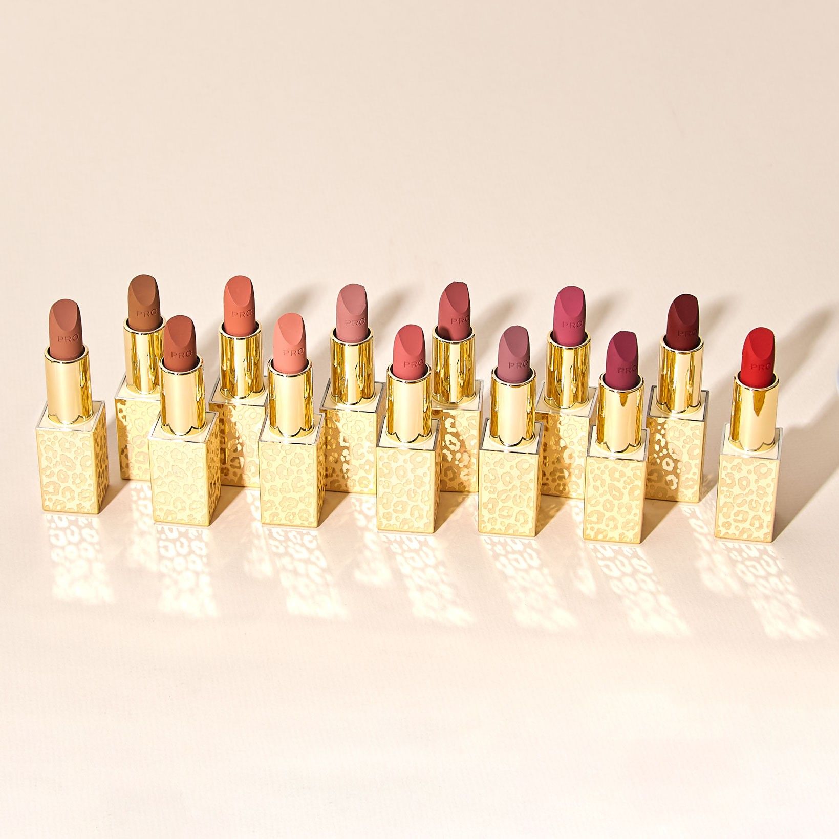 Rouge à Lèvres - New Neutral - Satin Matte Lipstick Rouge à Lèvres - New Neutral - Satin Matte Lipstick
