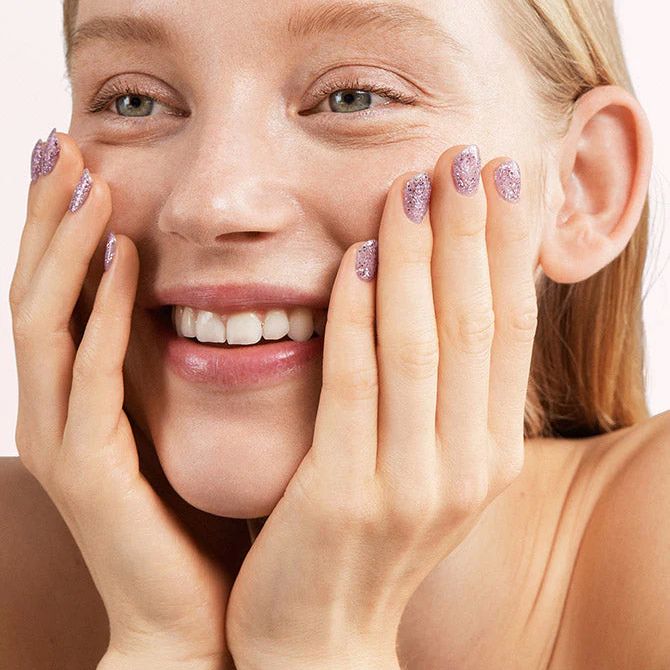 Luminous Collection -- Gel-Nagellack Luminous Collection -- Gel-Nagellack