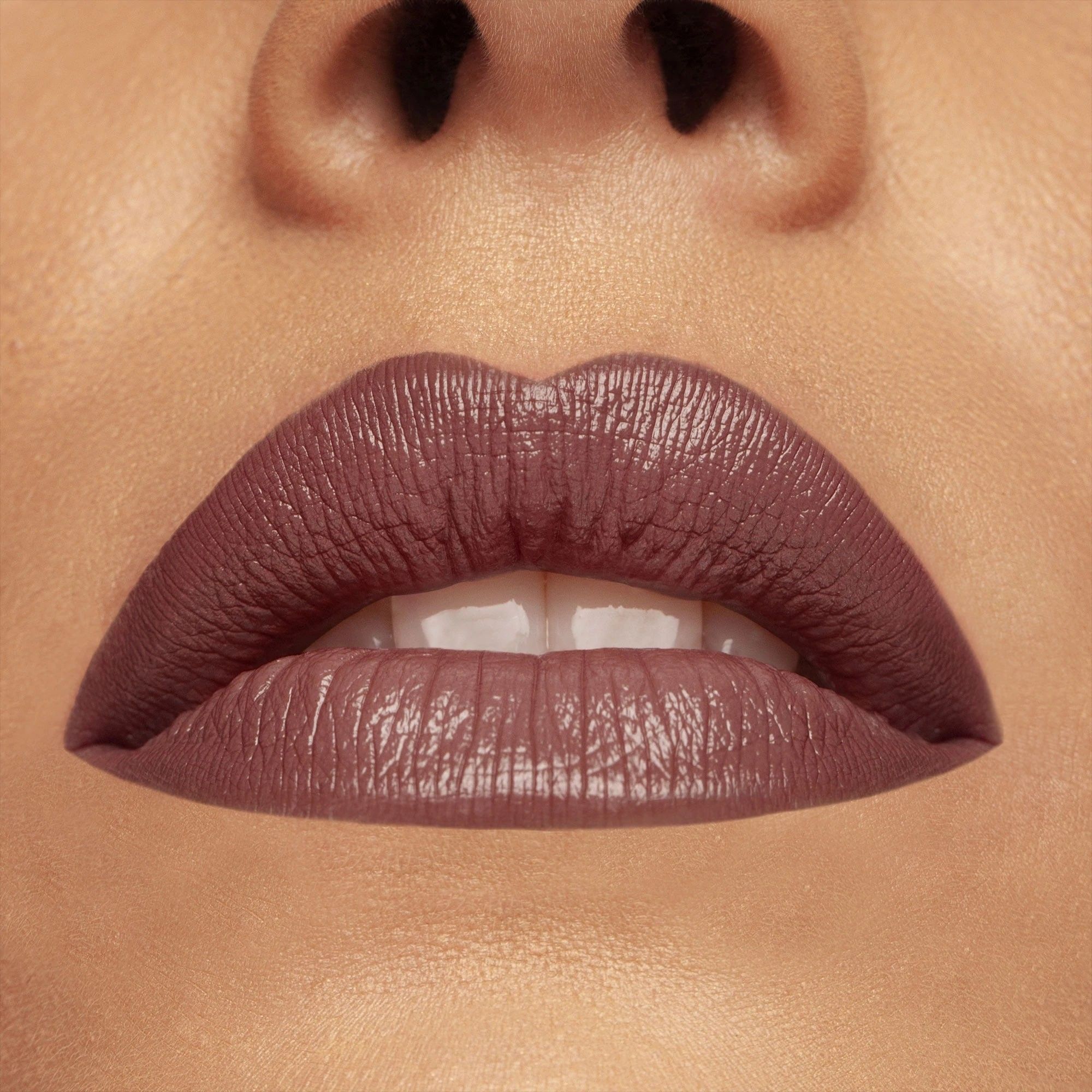 Rouge à Lèvres - Cult Creamy Lipstick Rouge à Lèvres - Cult Creamy Lipstick