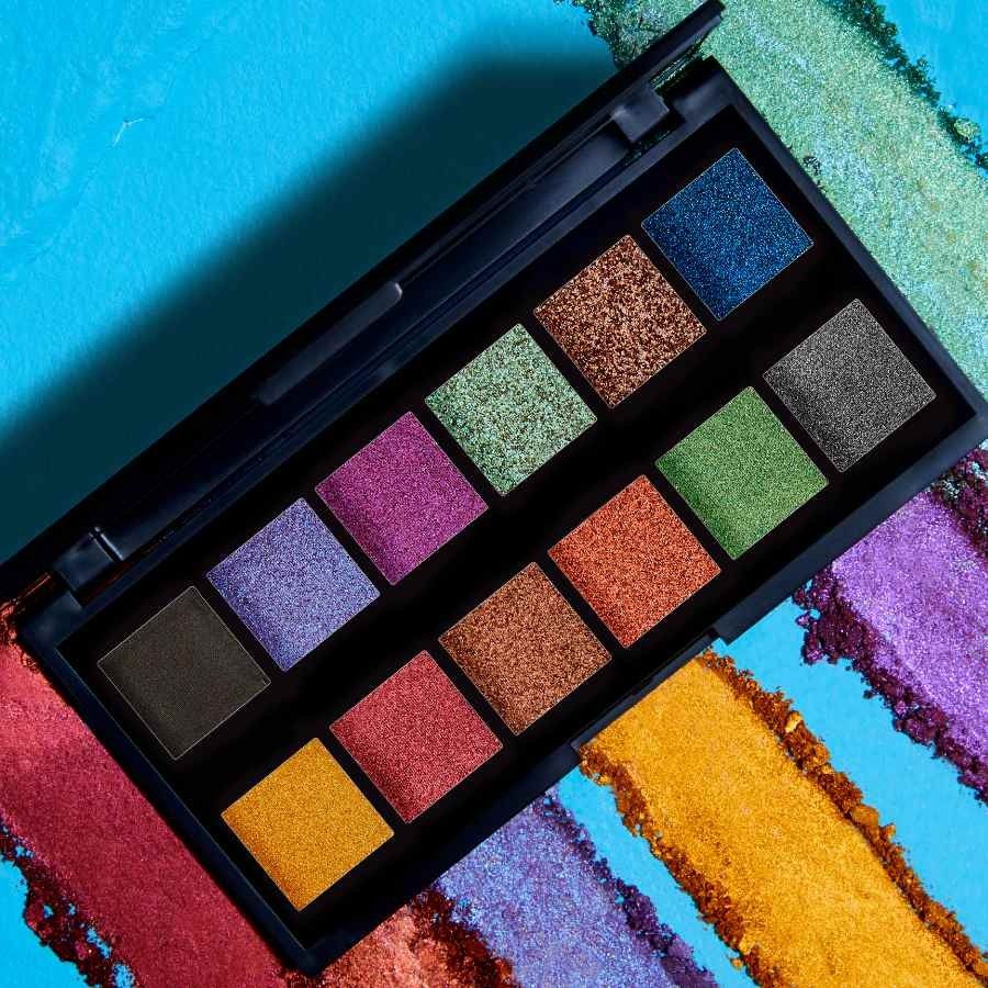 Palette de Fards à Paupières - i-Divine Eyeshadow Palette Palette de Fards à Paupières - i-Divine Eyeshadow Palette