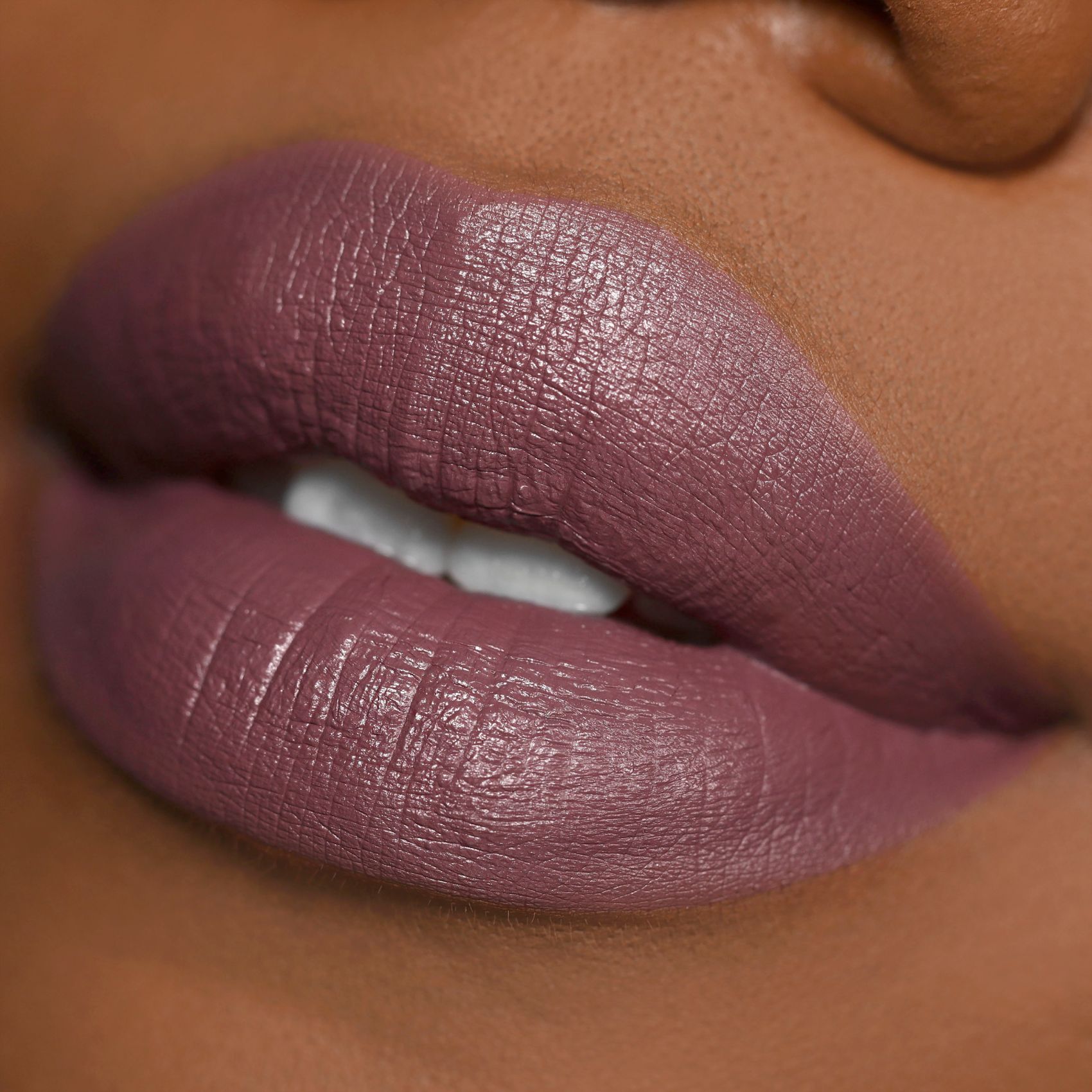 Long Lasting Liquid Lipstick -- Flüssig-Lippenstift Long Lasting Liquid Lipstick -- Flüssig-Lippenstift
