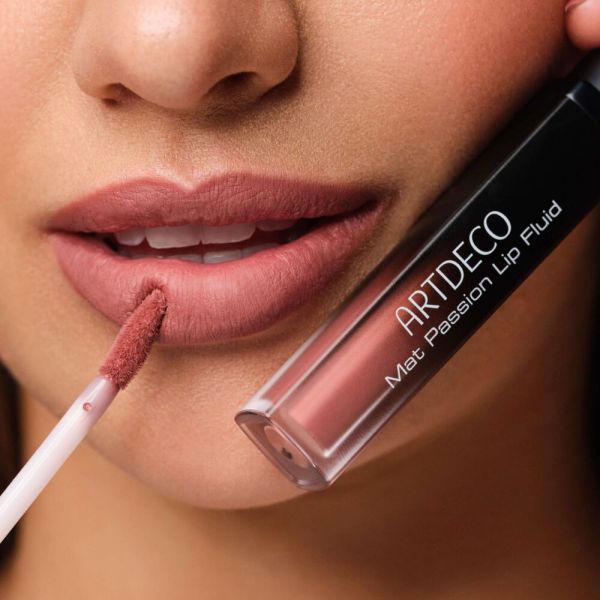 Rouge à Lèvres Liquide - Mat Passion Lip Fluid Rouge à Lèvres Liquide - Mat Passion Lip Fluid