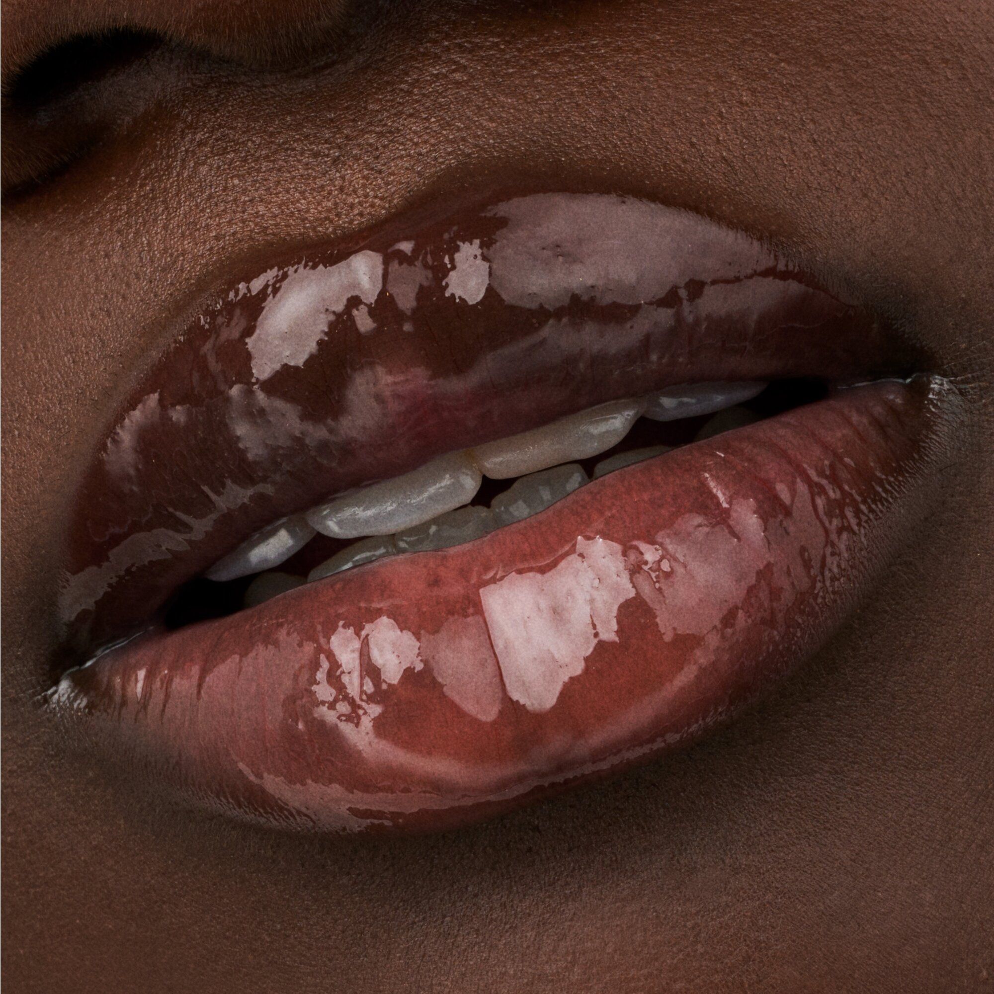 Gloss - Max It Up Lip Booster Extreme Gloss - Max It Up Lip Booster Extreme