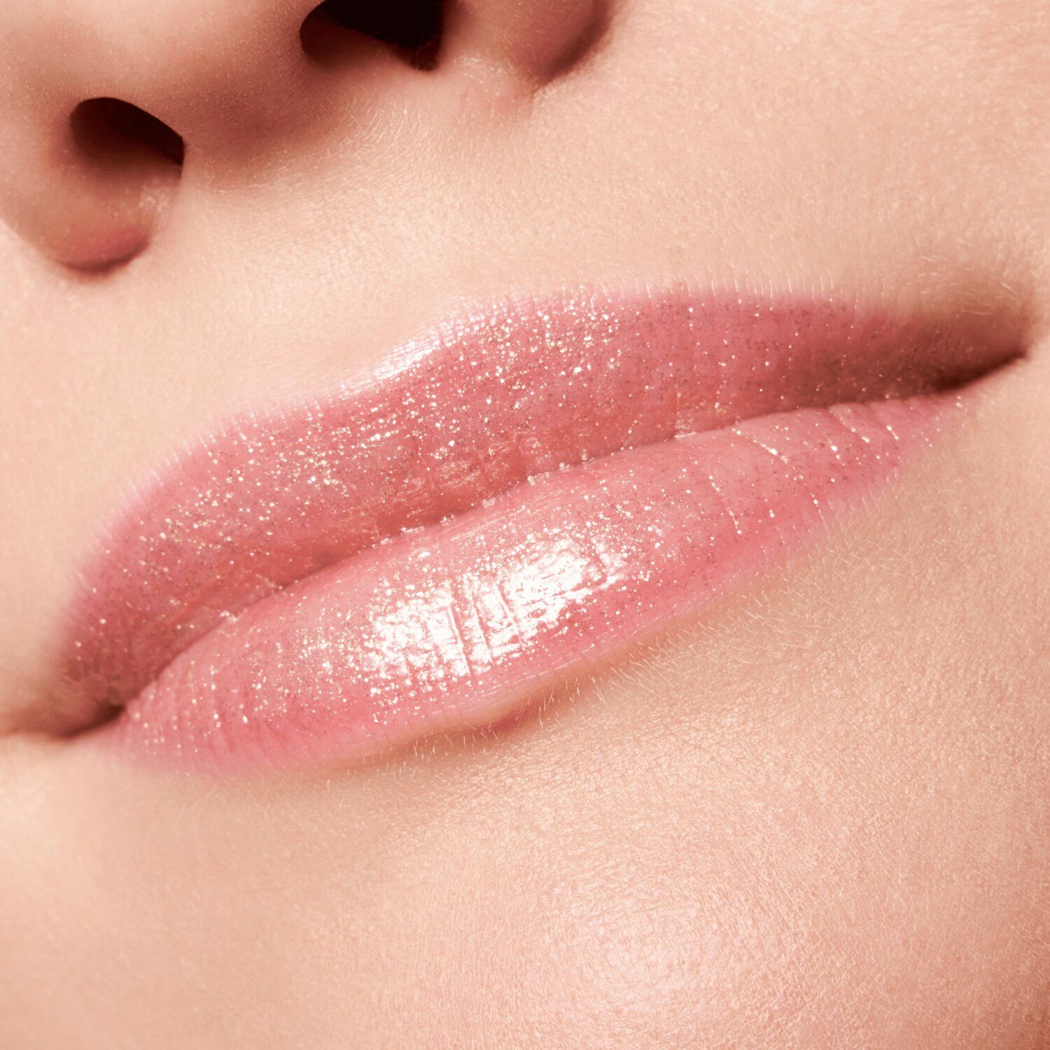 Meta Glow Multi-Reflective Lipgloss Meta Glow Multi-Reflective Lipgloss