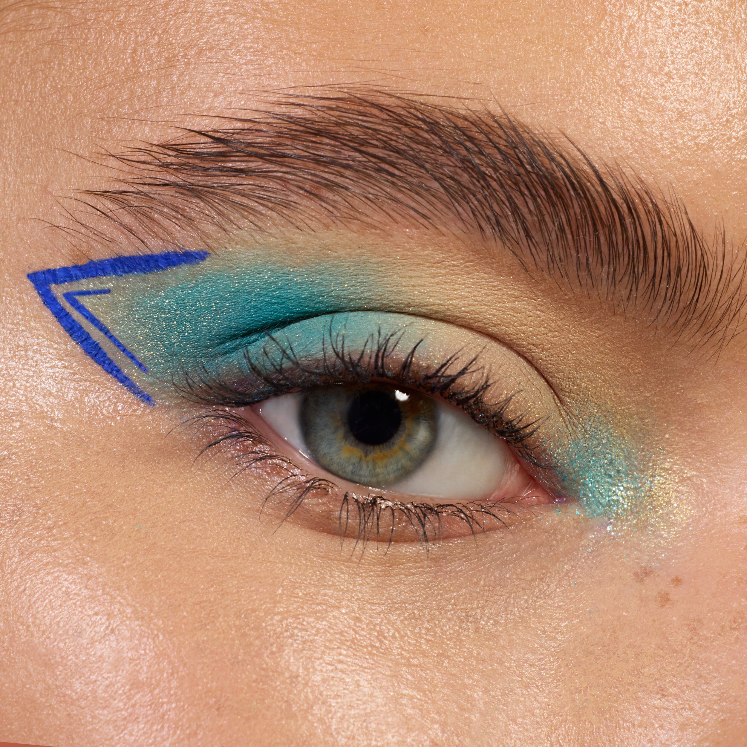 Colour It! Liquid Eyeliner Colour It! Liquid Eyeliner