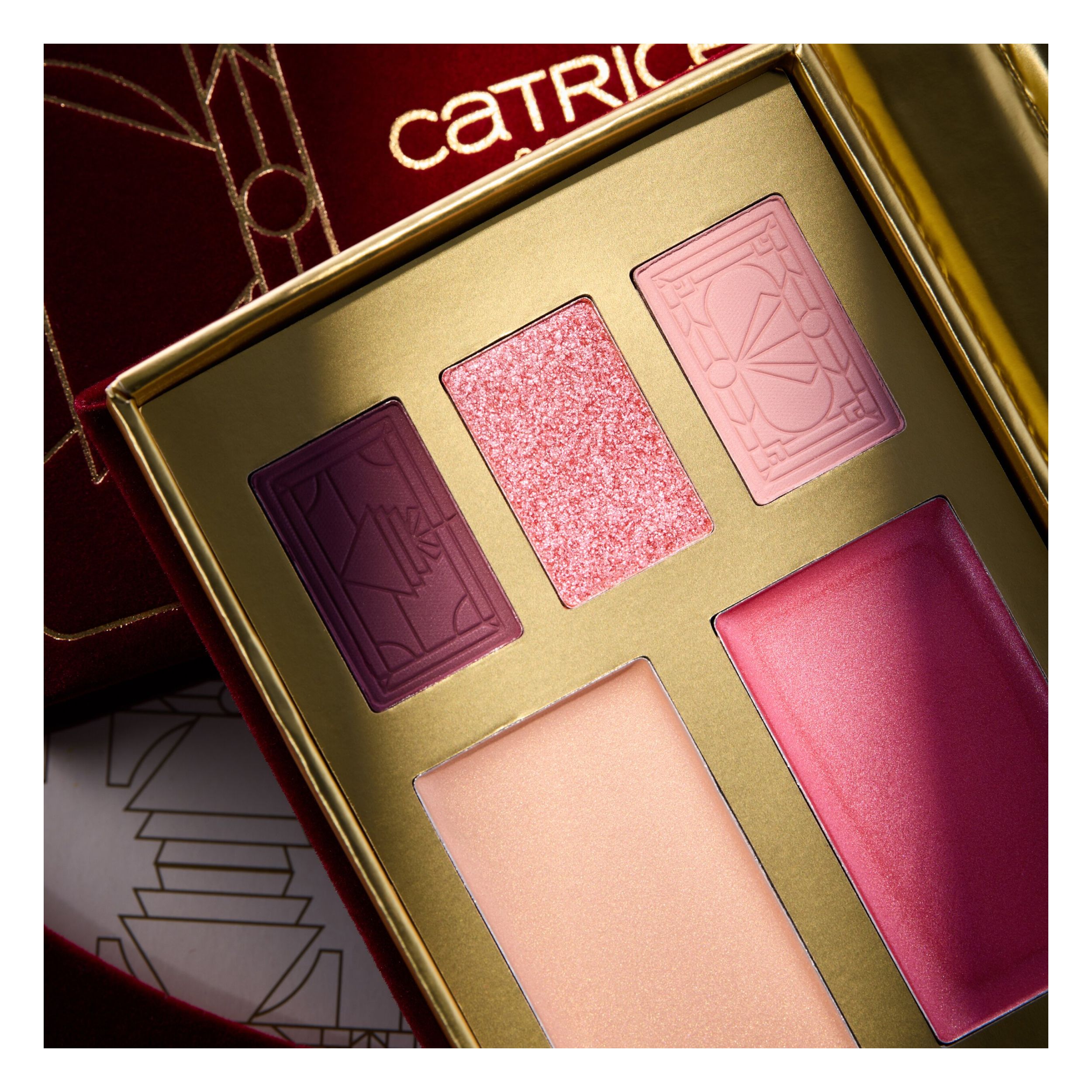 Festive Treasures - Multi-Use Palette Festive Treasures - Multi-Use Palette