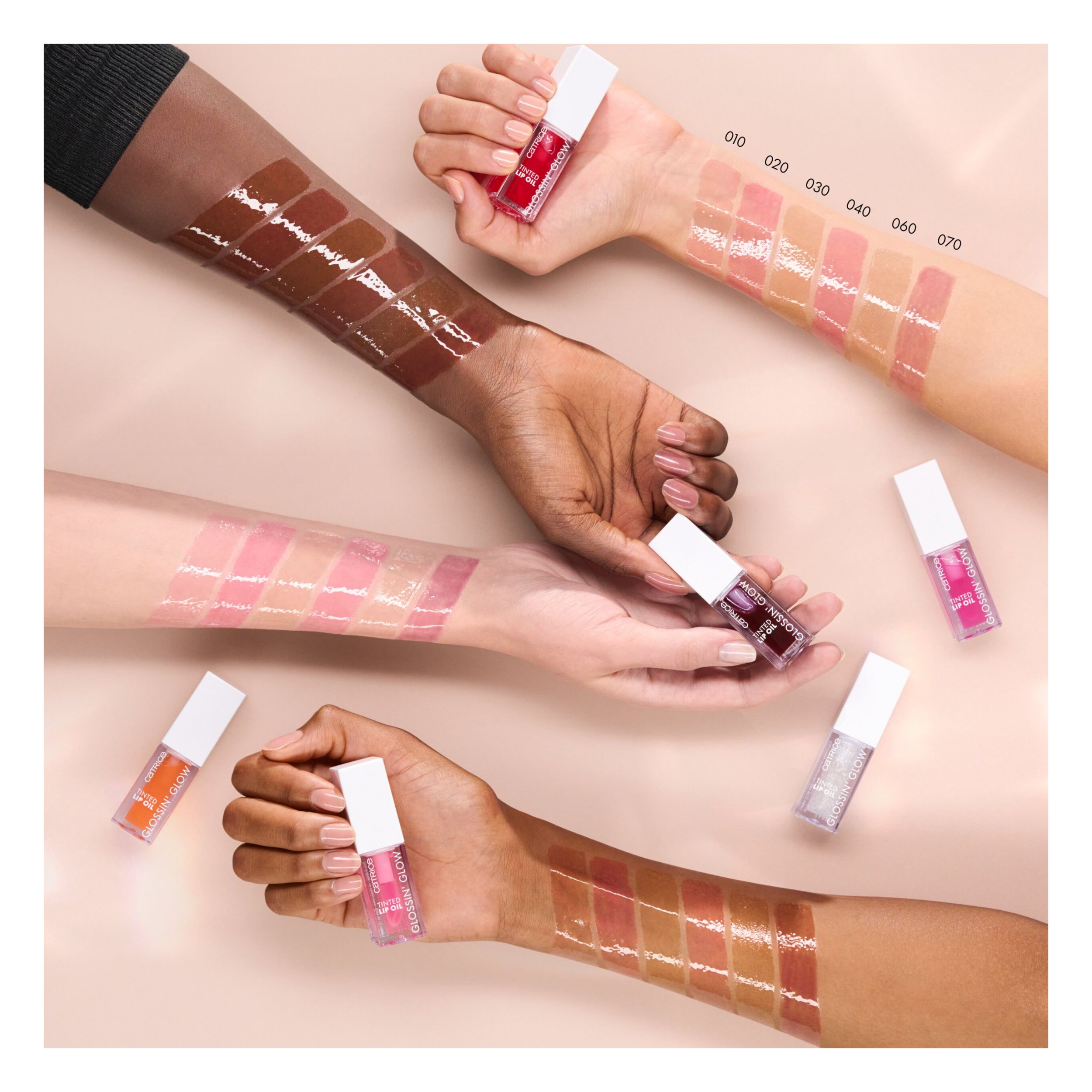 Huile à Lèvres - Glossin' Glow Tinted Lip Oil Huile à Lèvres - Glossin' Glow Tinted Lip Oil