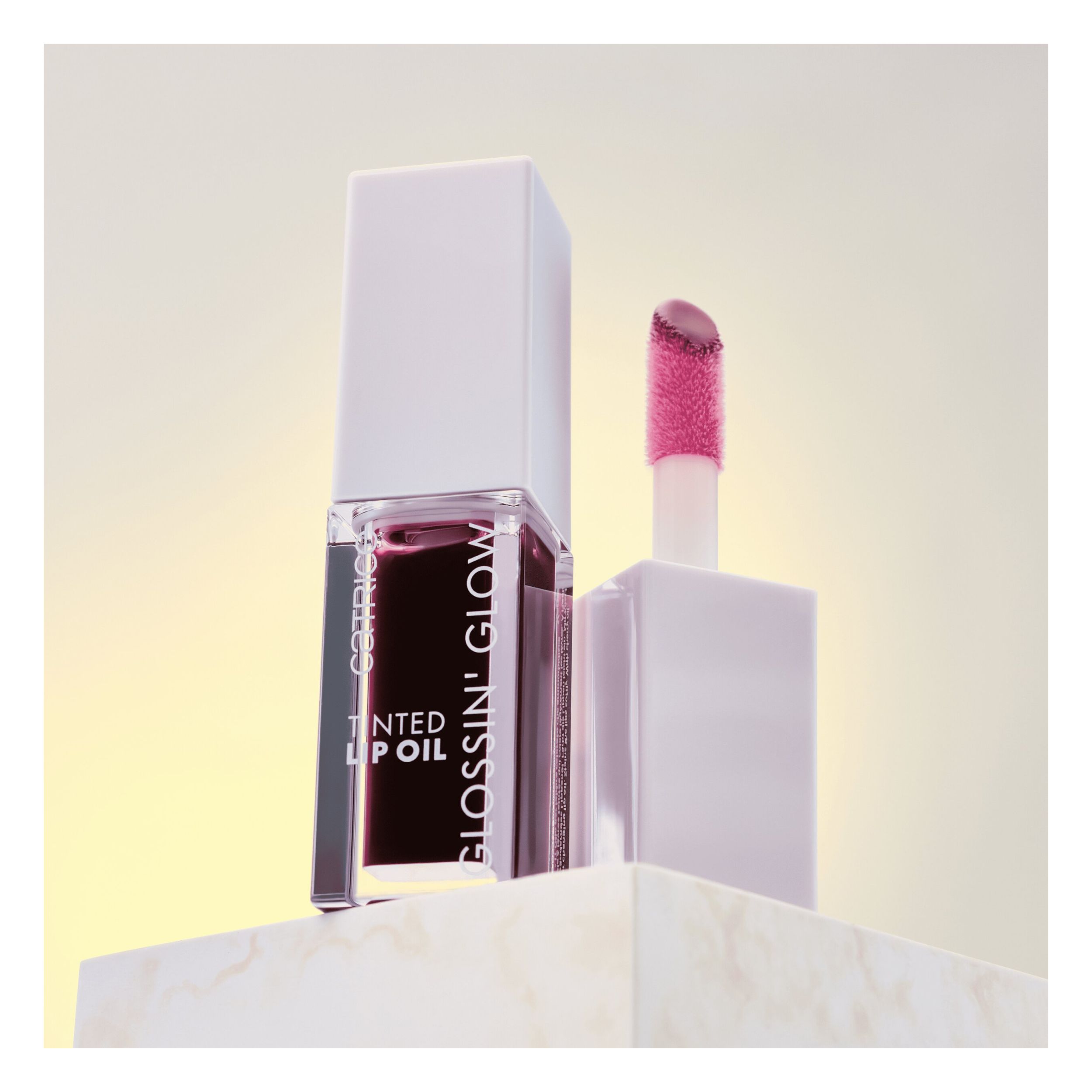 Huile à Lèvres - Glossin' Glow Tinted Lip Oil Huile à Lèvres - Glossin' Glow Tinted Lip Oil