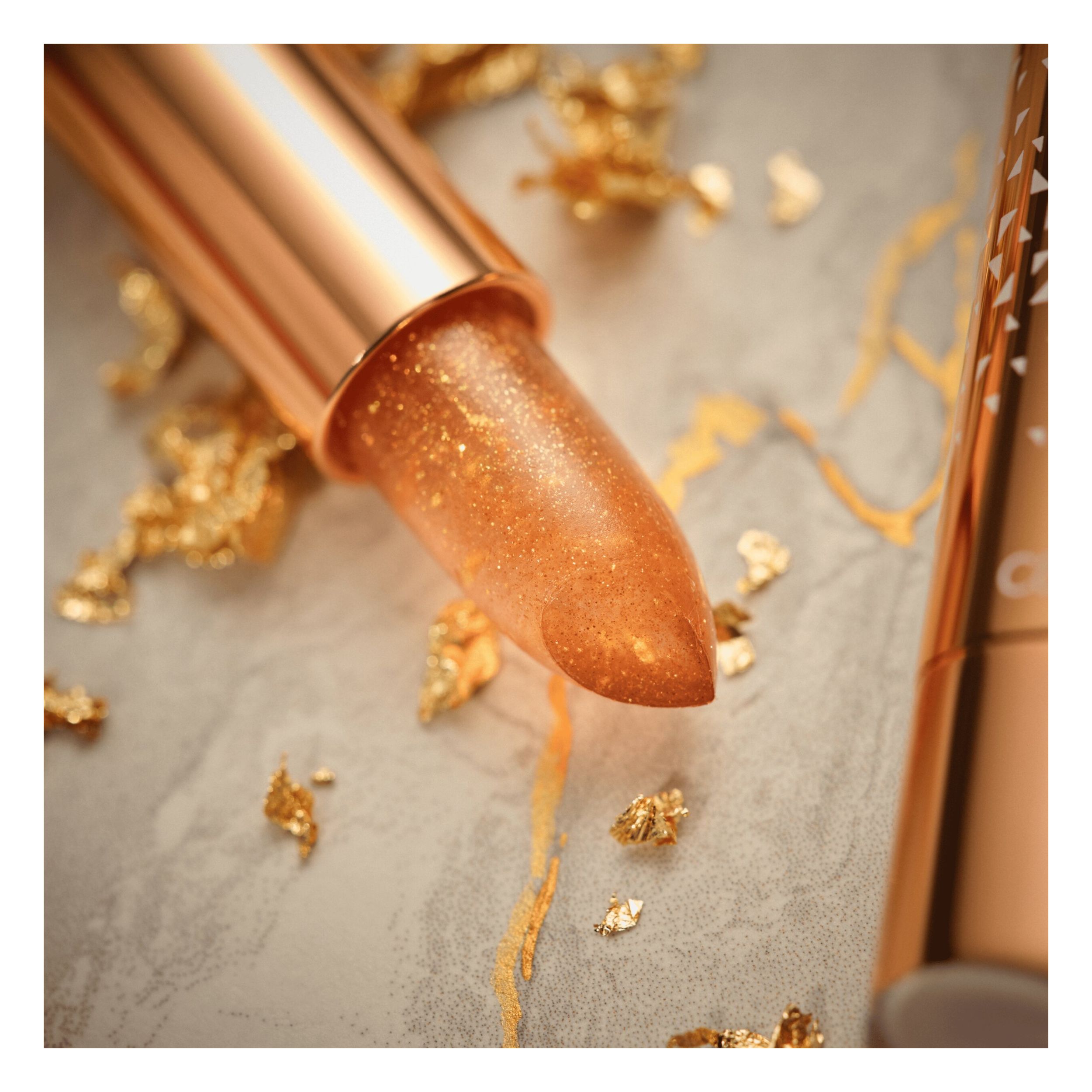 Baume à Lèvres - Glam In Gold Glow Lip Balm Baume à Lèvres - Glam In Gold Glow Lip Balm