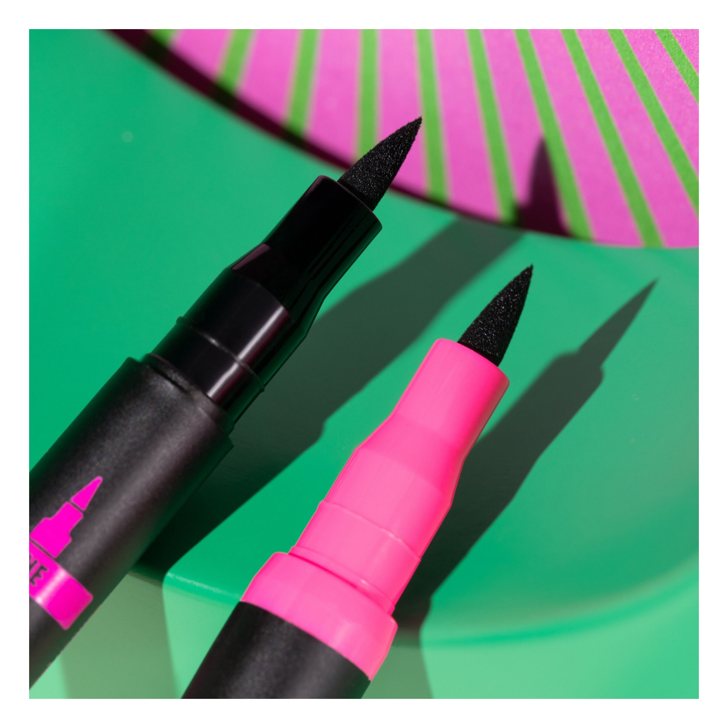 Line It Like A Pro! Liner -- Flüssig-Eyeliner