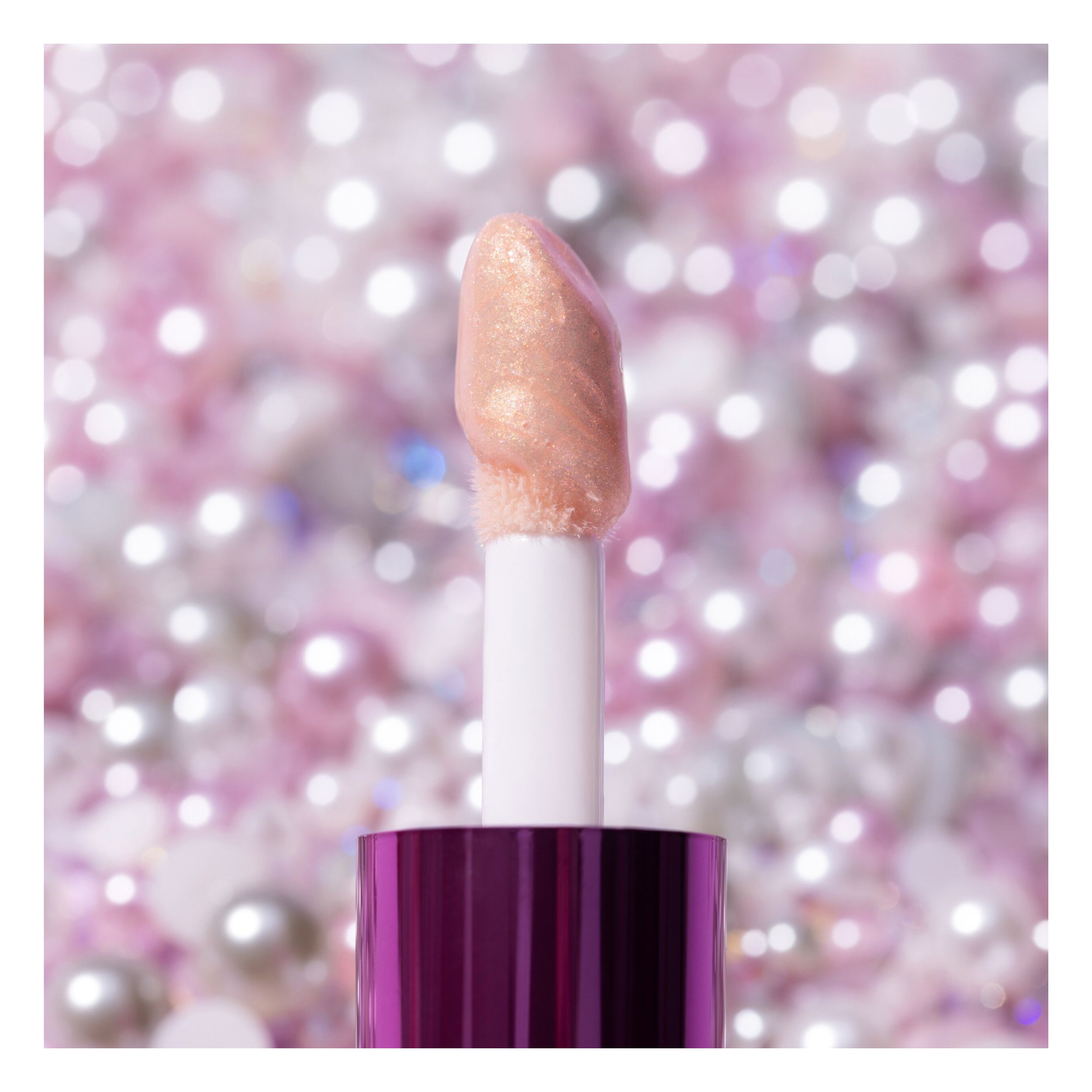 Pearly Potion Multi-Reflective Lipgloss Pearly Potion Multi-Reflective Lipgloss