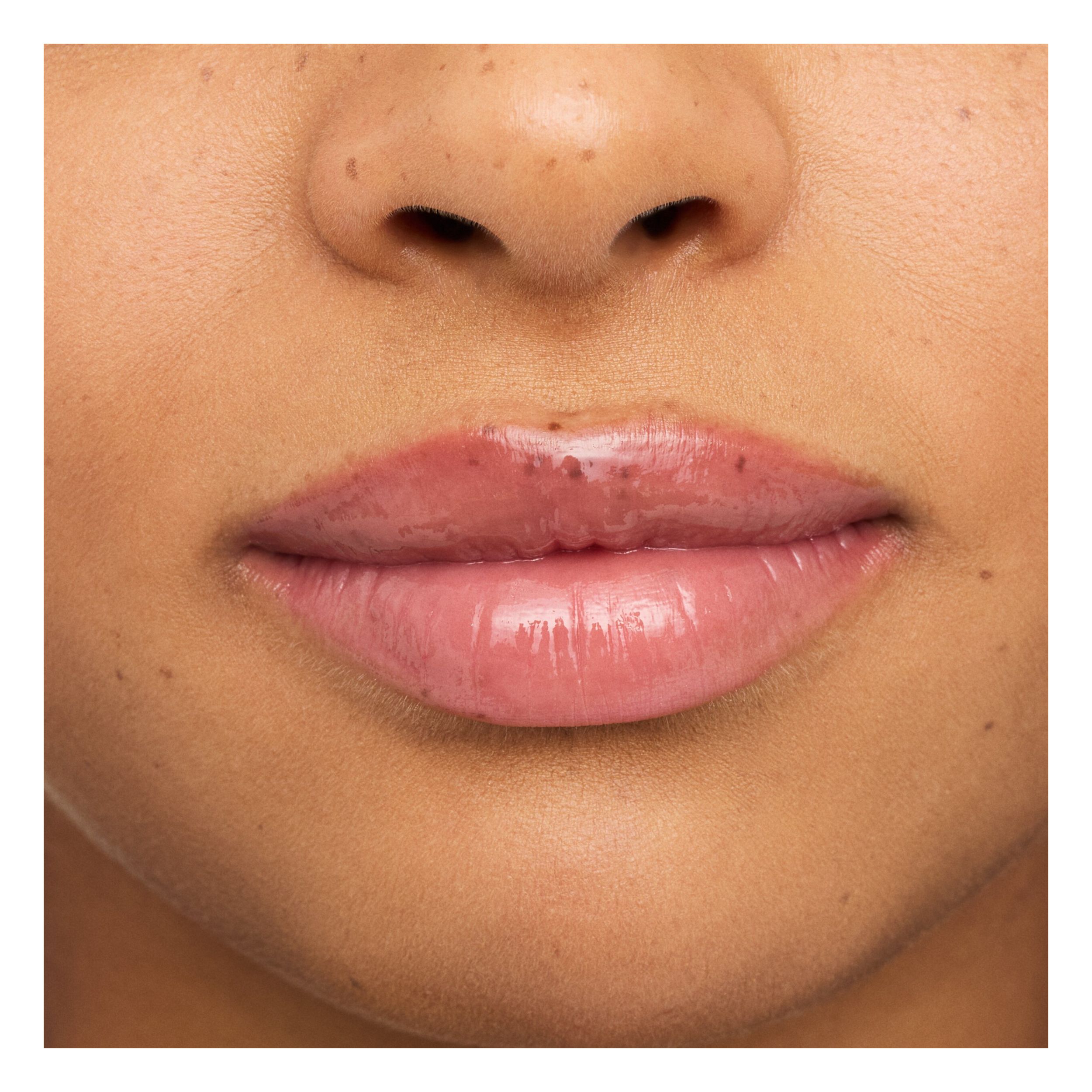 Baume à Lèvres - The Super Peptide Glossy Lip Treatment Baume à Lèvres - The Super Peptide Glossy Lip Treatment