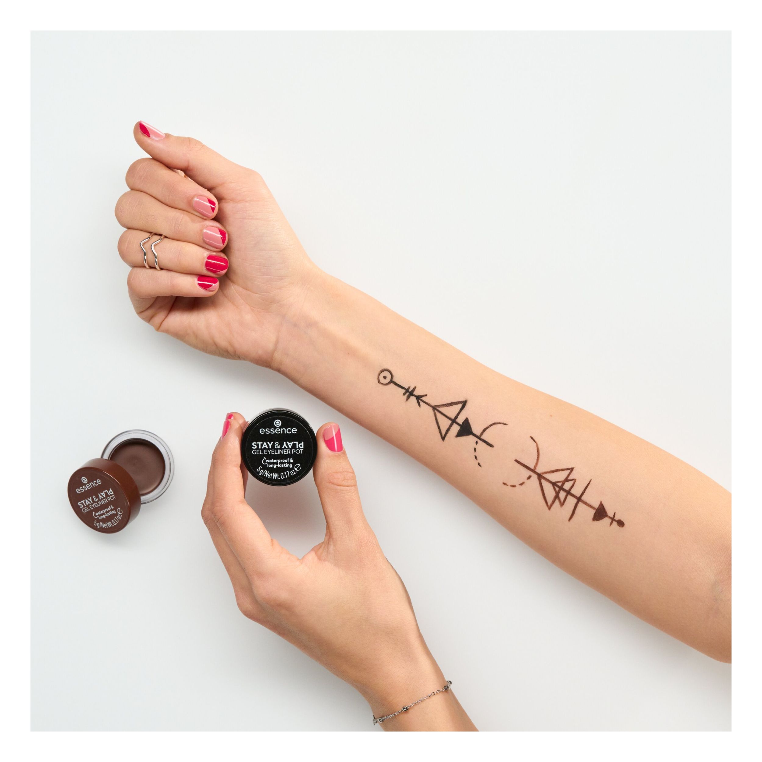 Stay & Play Gel Eyeliner Pot