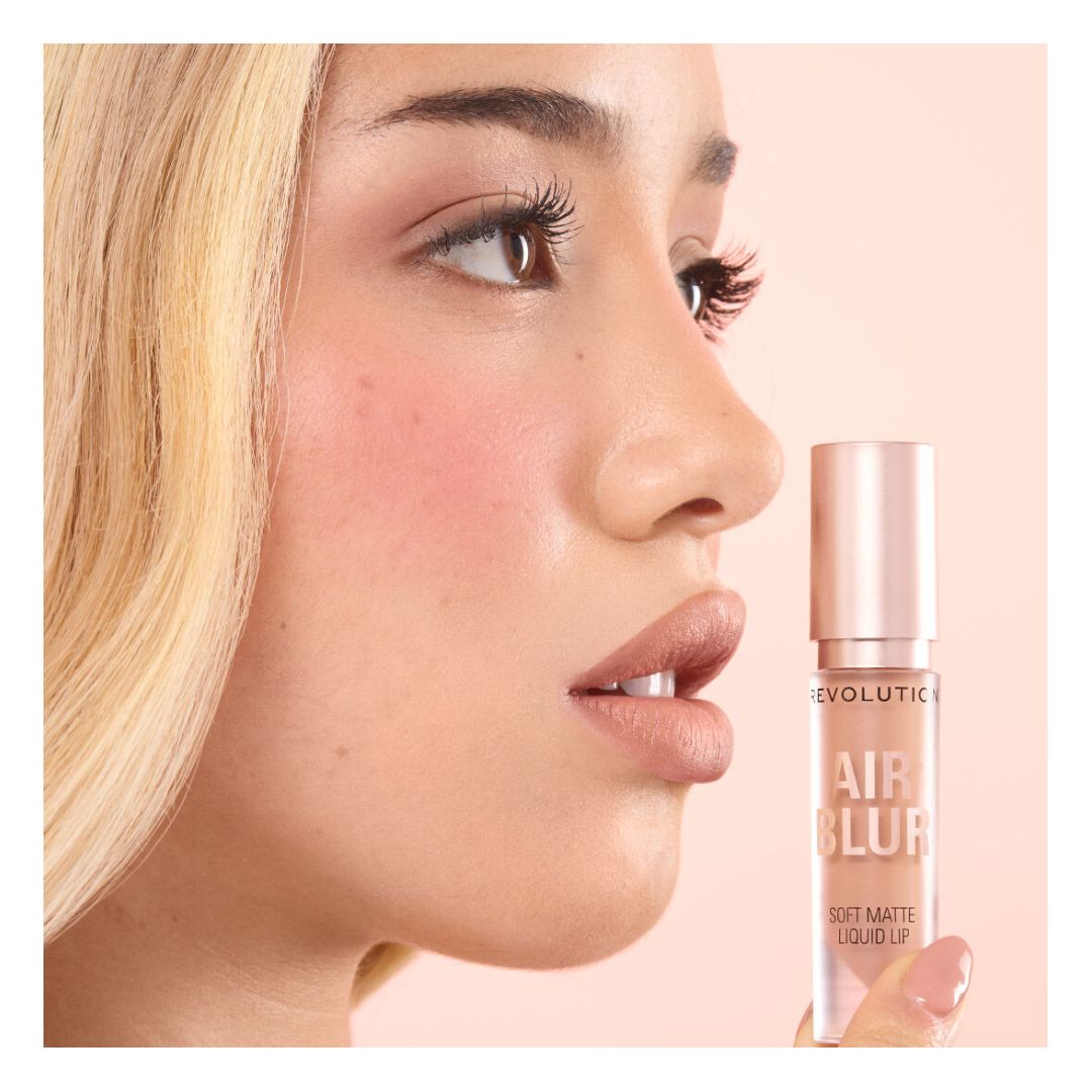 Rouge à Lèvres Liquide - Air Blur Soft Matte Liquid Lip Rouge à Lèvres Liquide - Air Blur Soft Matte Liquid Lip