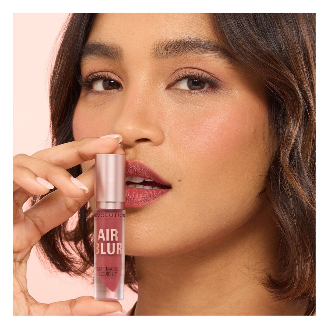 Rouge à Lèvres Liquide - Air Blur Soft Matte Liquid Lip Rouge à Lèvres Liquide - Air Blur Soft Matte Liquid Lip