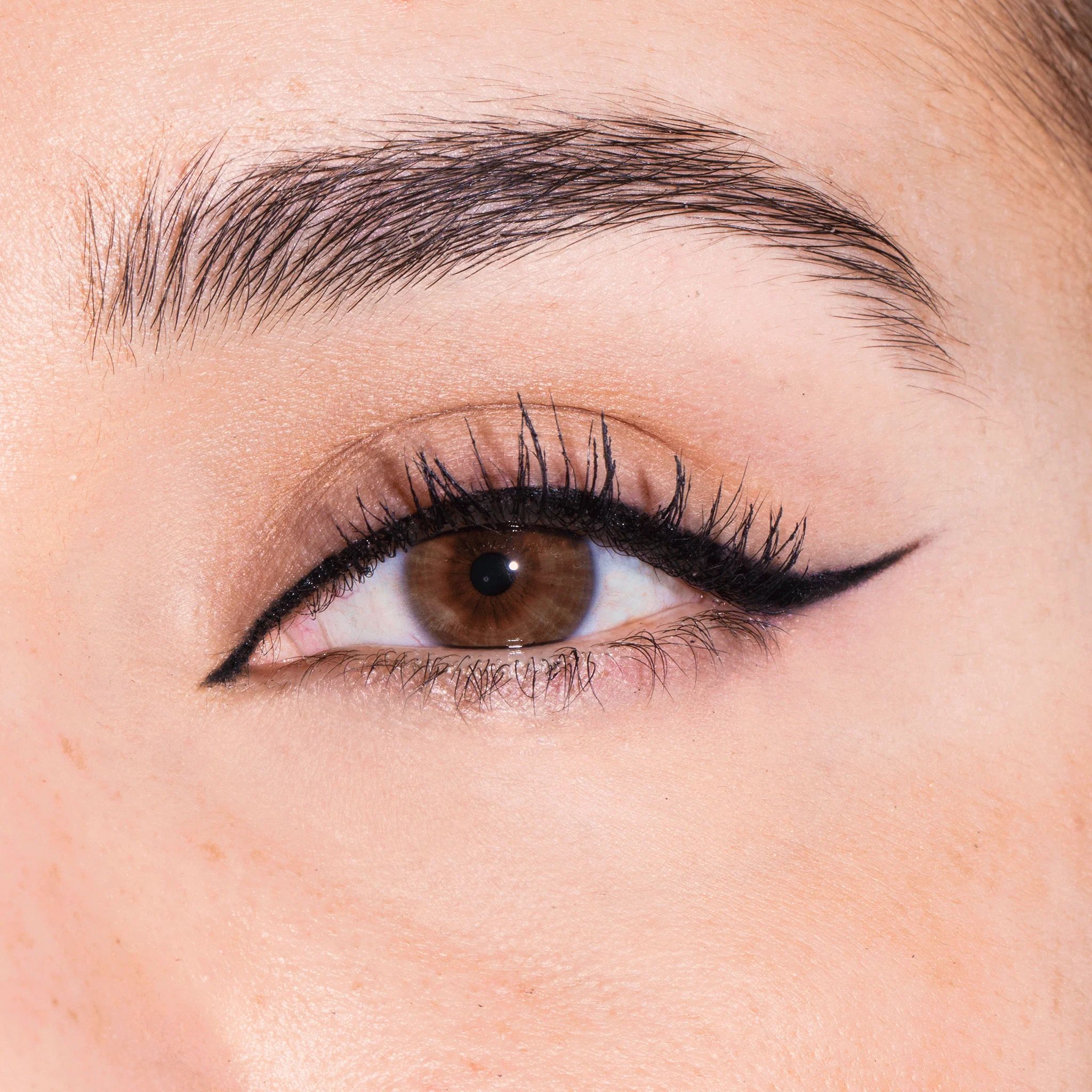 Stay Put Infinite Liner -- Flüssig-Eyeliner