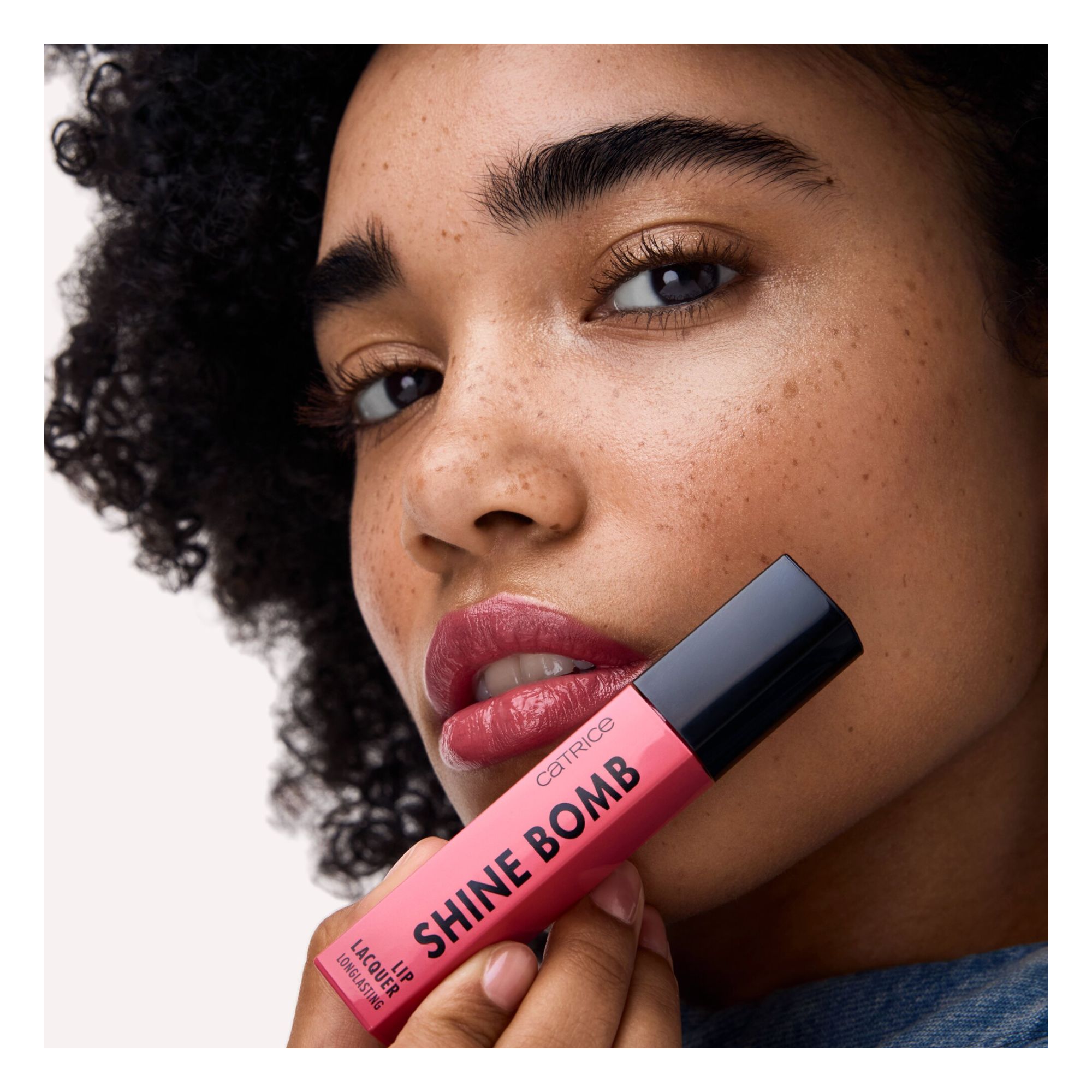 Liquid Lipstick - Shine Bomb Lip Lacquer Liquid Lipstick - Shine Bomb Lip Lacquer