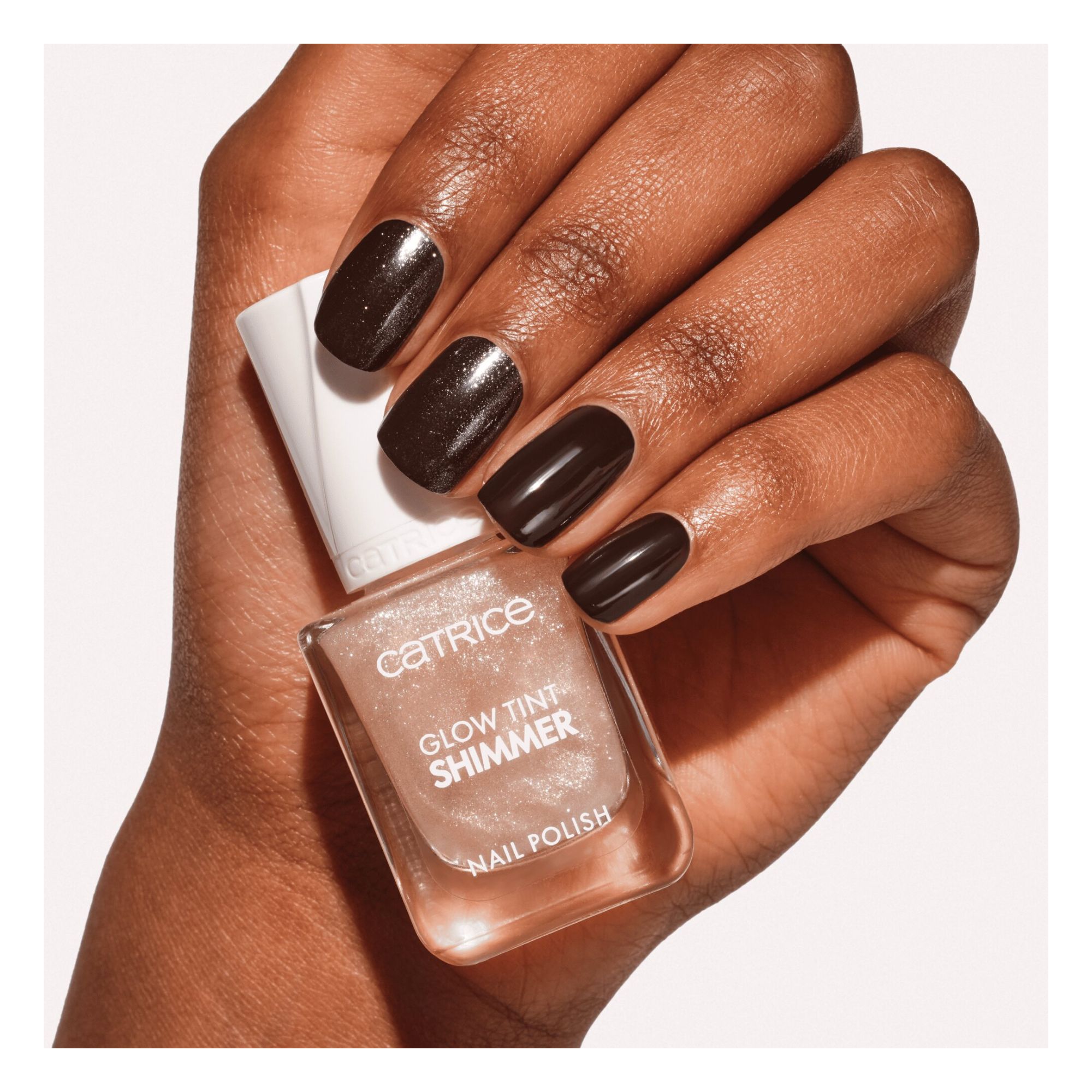 Glow Tint Shimmer Nail Polish -- Nagellack