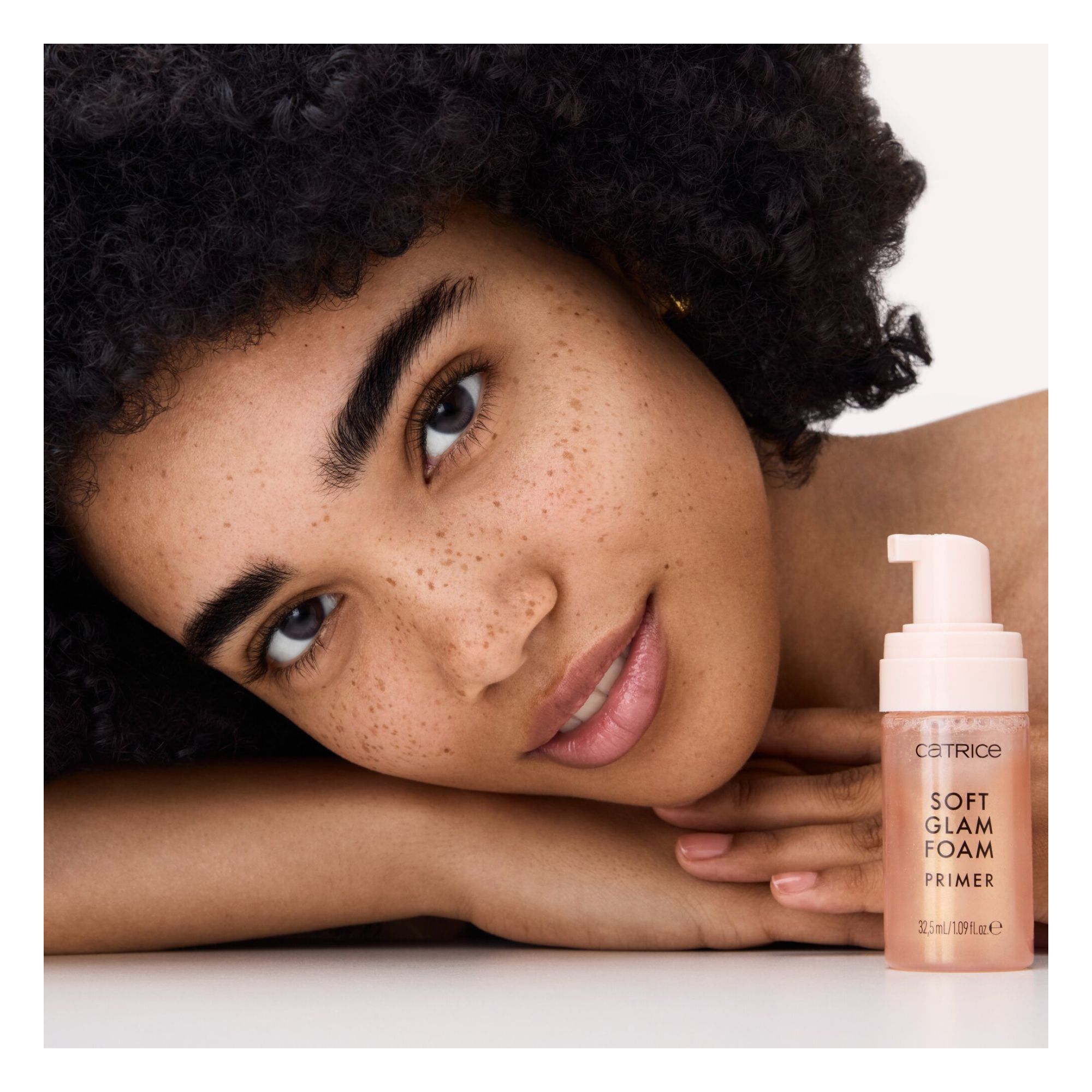 Base de Teint - Soft Glam Foam Primer Base de Teint - Soft Glam Foam Primer