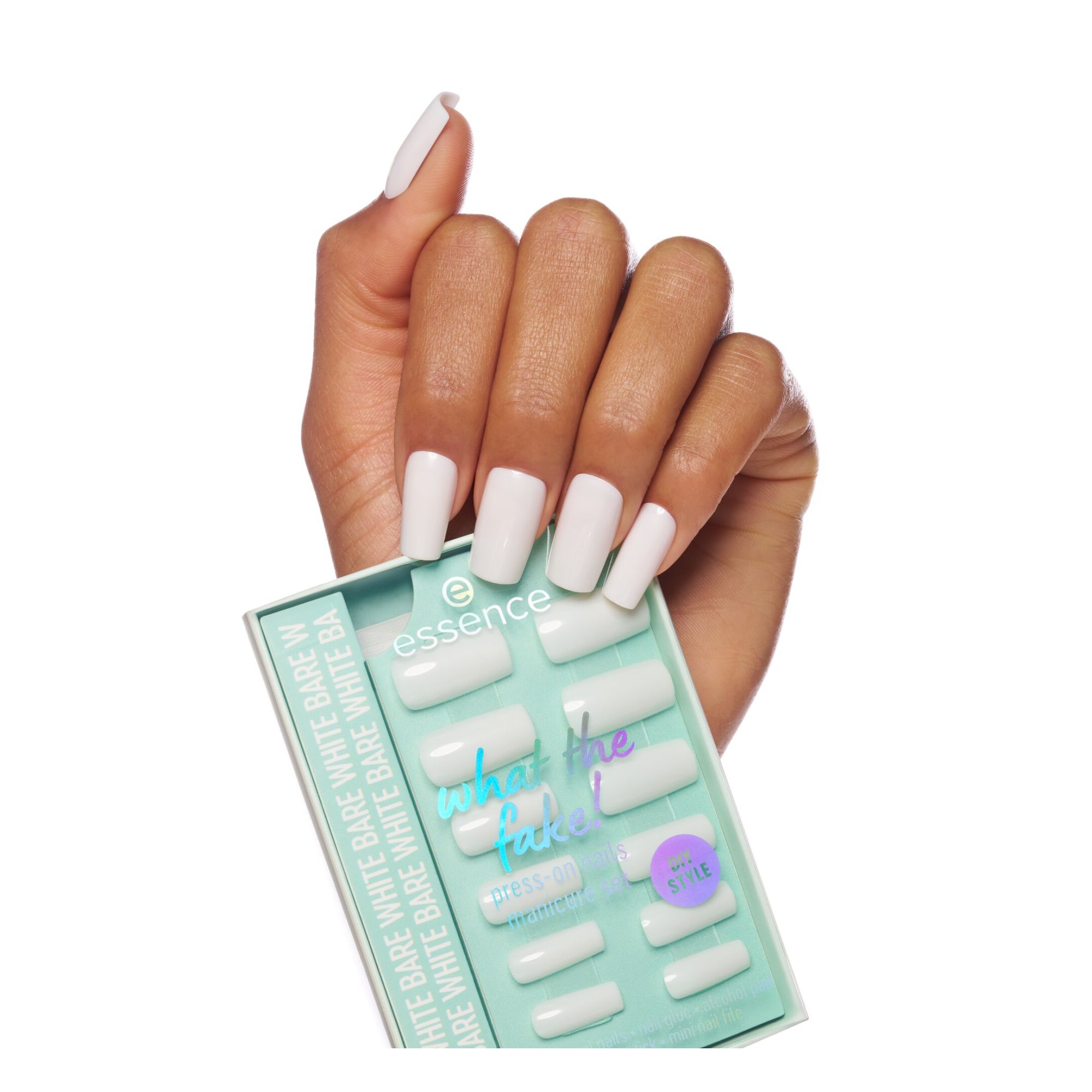 What The Fake! Press-On Nails Manicure Set (24 Stück) -- Künstliche Nägel