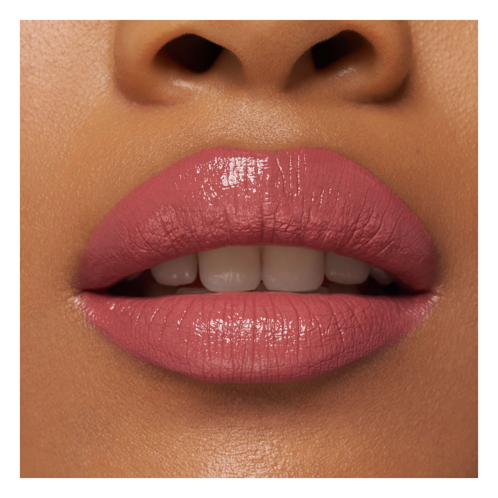 Rouge à Lèvres - Satin Glow Luminous Shine Lipstick Rouge à Lèvres - Satin Glow Luminous Shine Lipstick