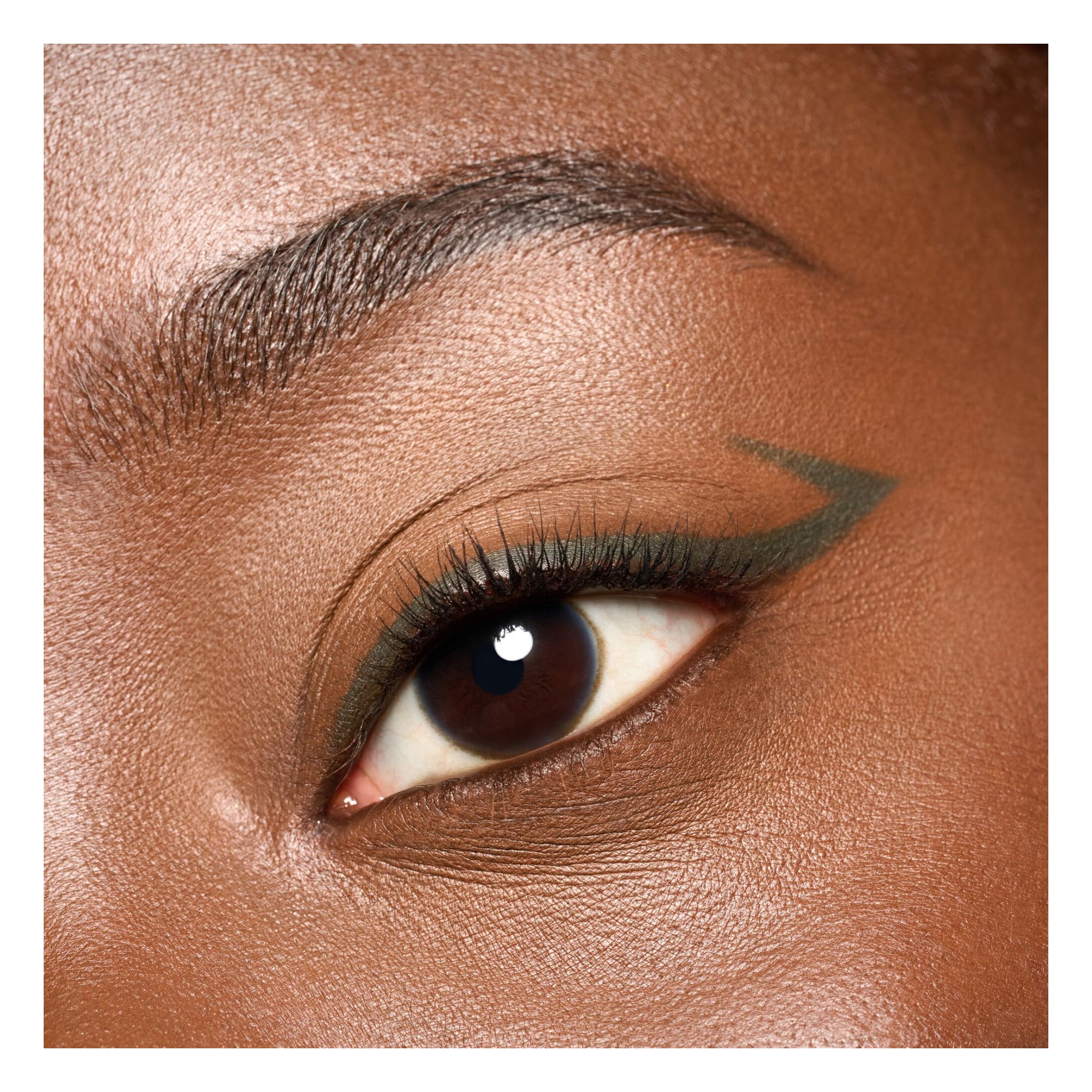 Satin Blend Gel Eyeliner Satin Blend Gel Eyeliner
