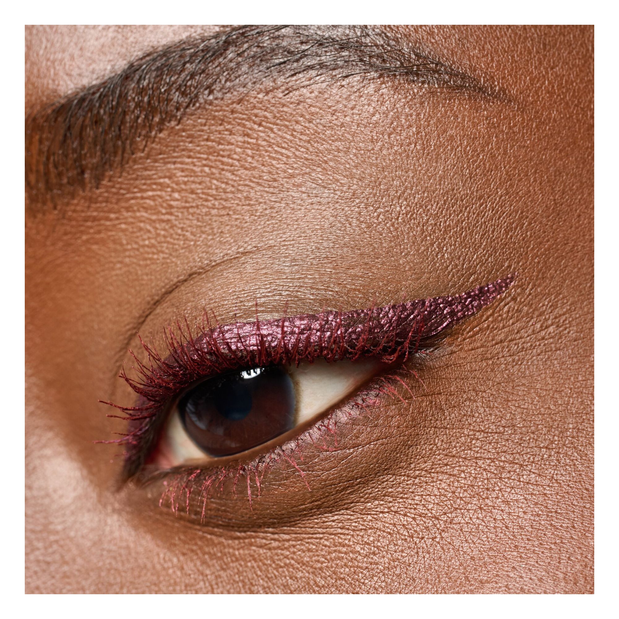 Colour It! Metallic Liquid Eyeliner Colour It! Metallic Liquid Eyeliner