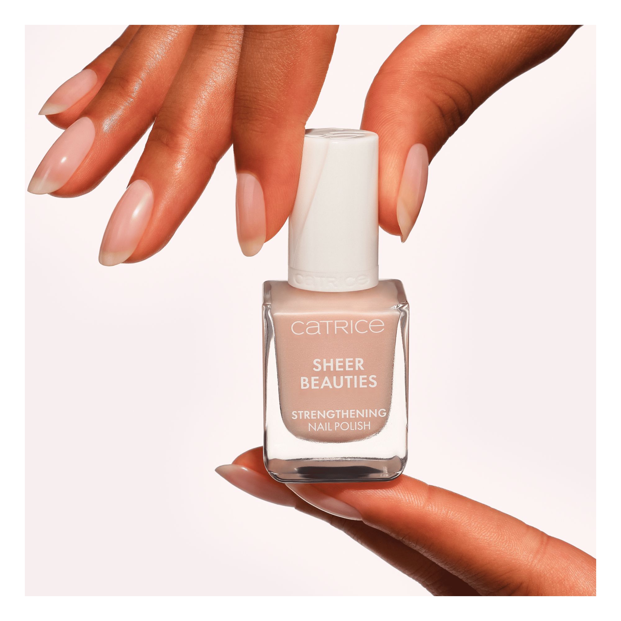 Vernis à Ongles - Sheer Beauties Strengthening Nail Polish Vernis à Ongles - Sheer Beauties Strengthening Nail Polish