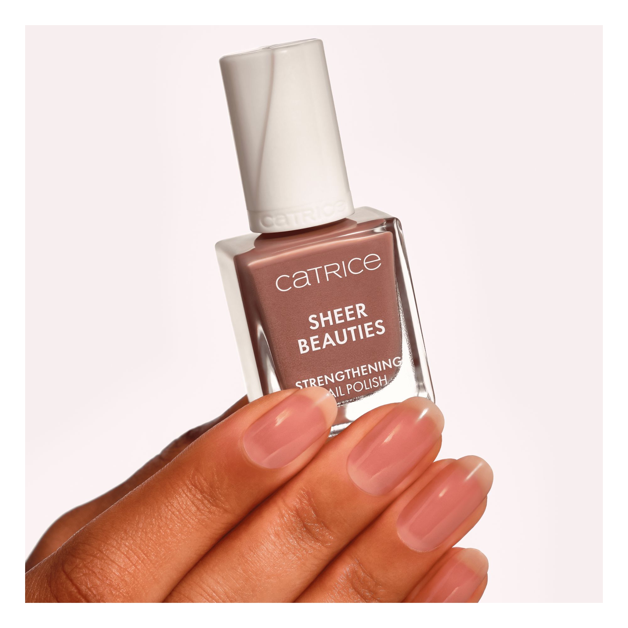 Sheer Beauties Strengthening Nail Polish -- Nagellack