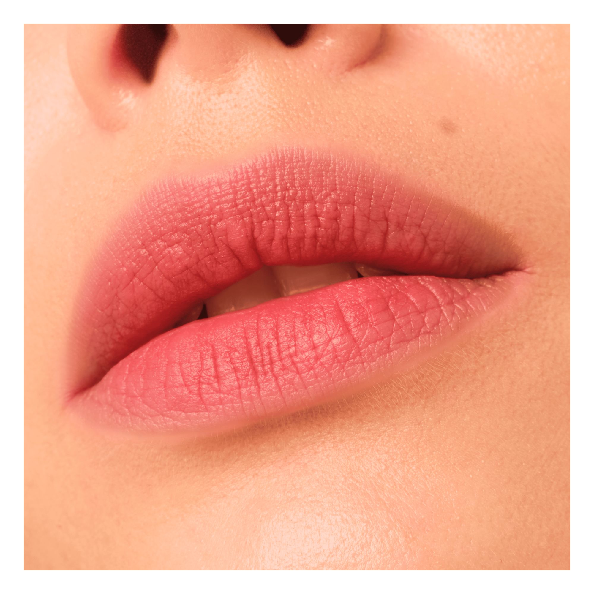 Rouge à Lèvres - Blur-Real Matte Lipstick Rouge à Lèvres - Blur-Real Matte Lipstick