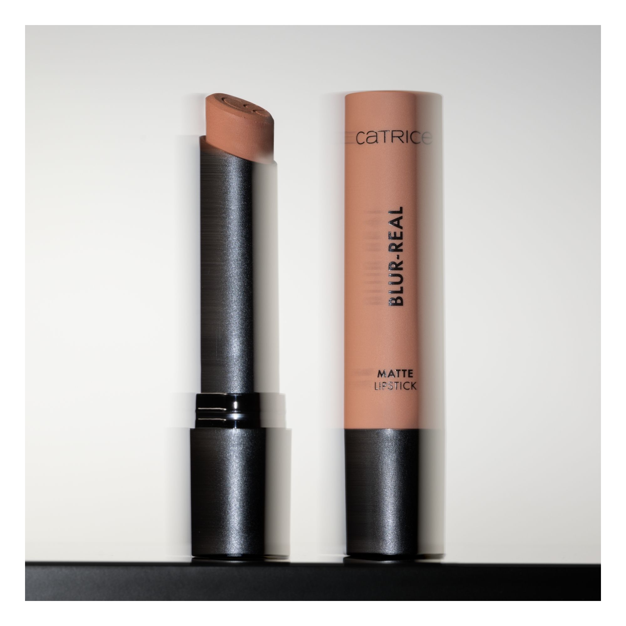 Rouge à Lèvres - Blur-Real Matte Lipstick