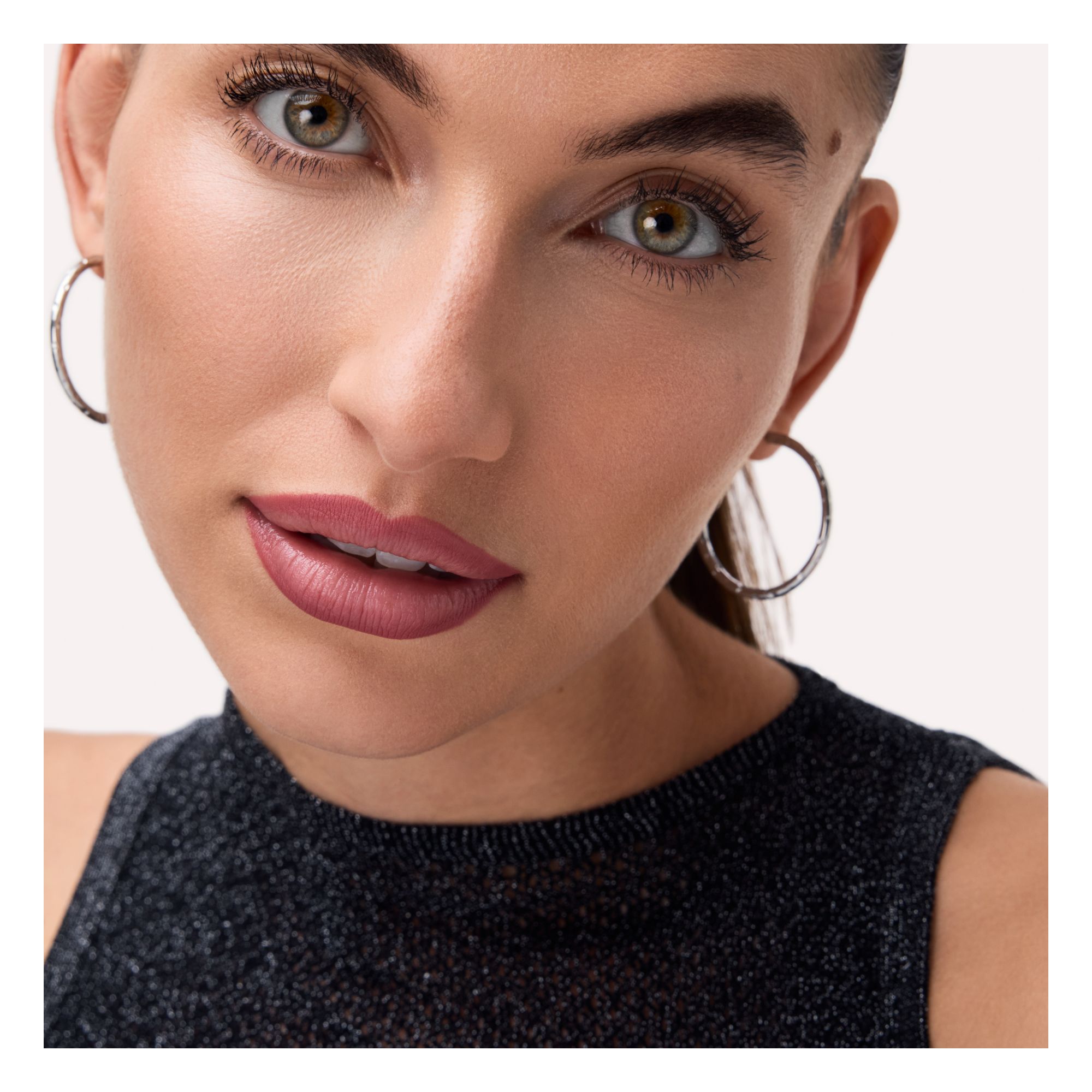 Gel Glide Long-Lasting Lip Liner Gel Glide Long-Lasting Lip Liner