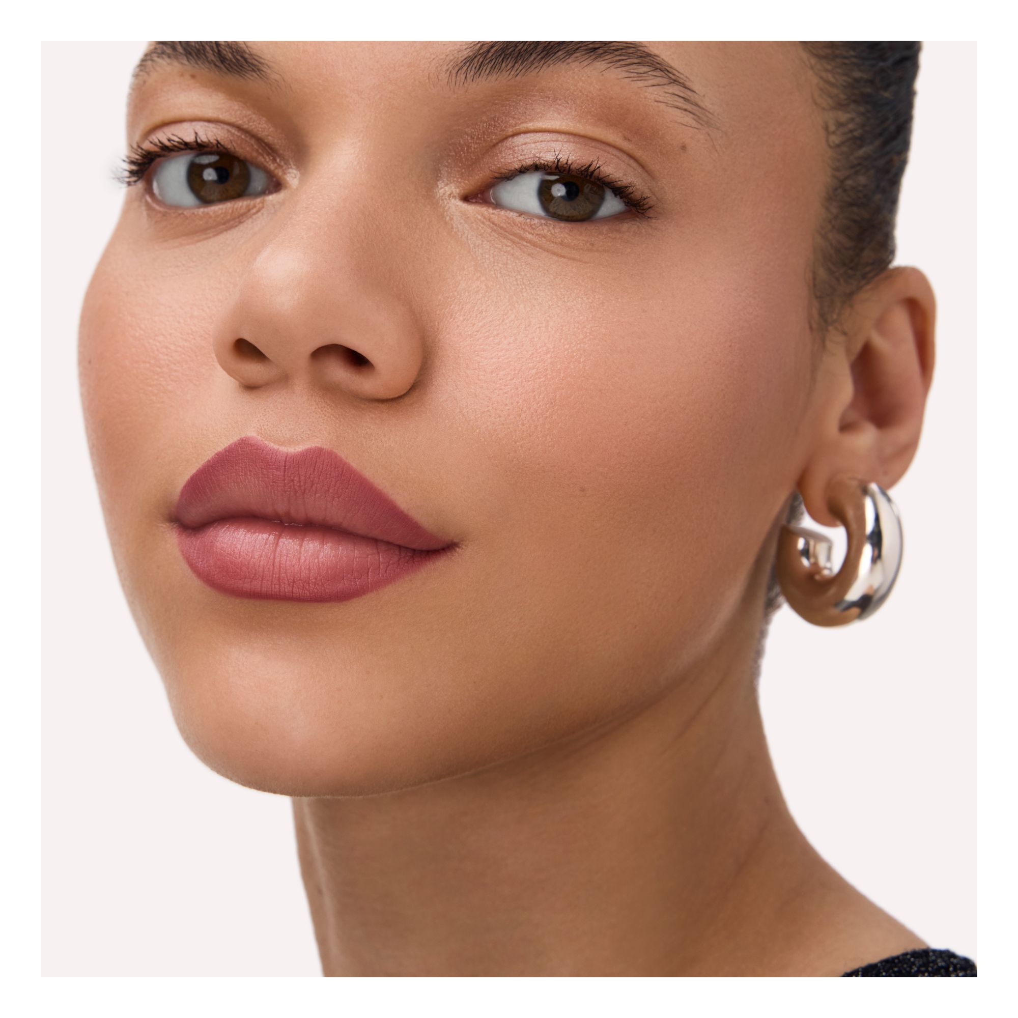 Gel Glide Long-Lasting Lip Liner Gel Glide Long-Lasting Lip Liner