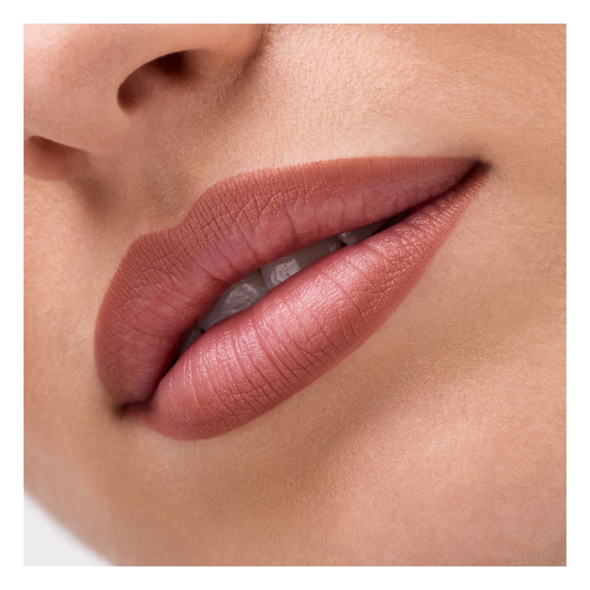 Gel Glide Long-Lasting Lip Liner Gel Glide Long-Lasting Lip Liner