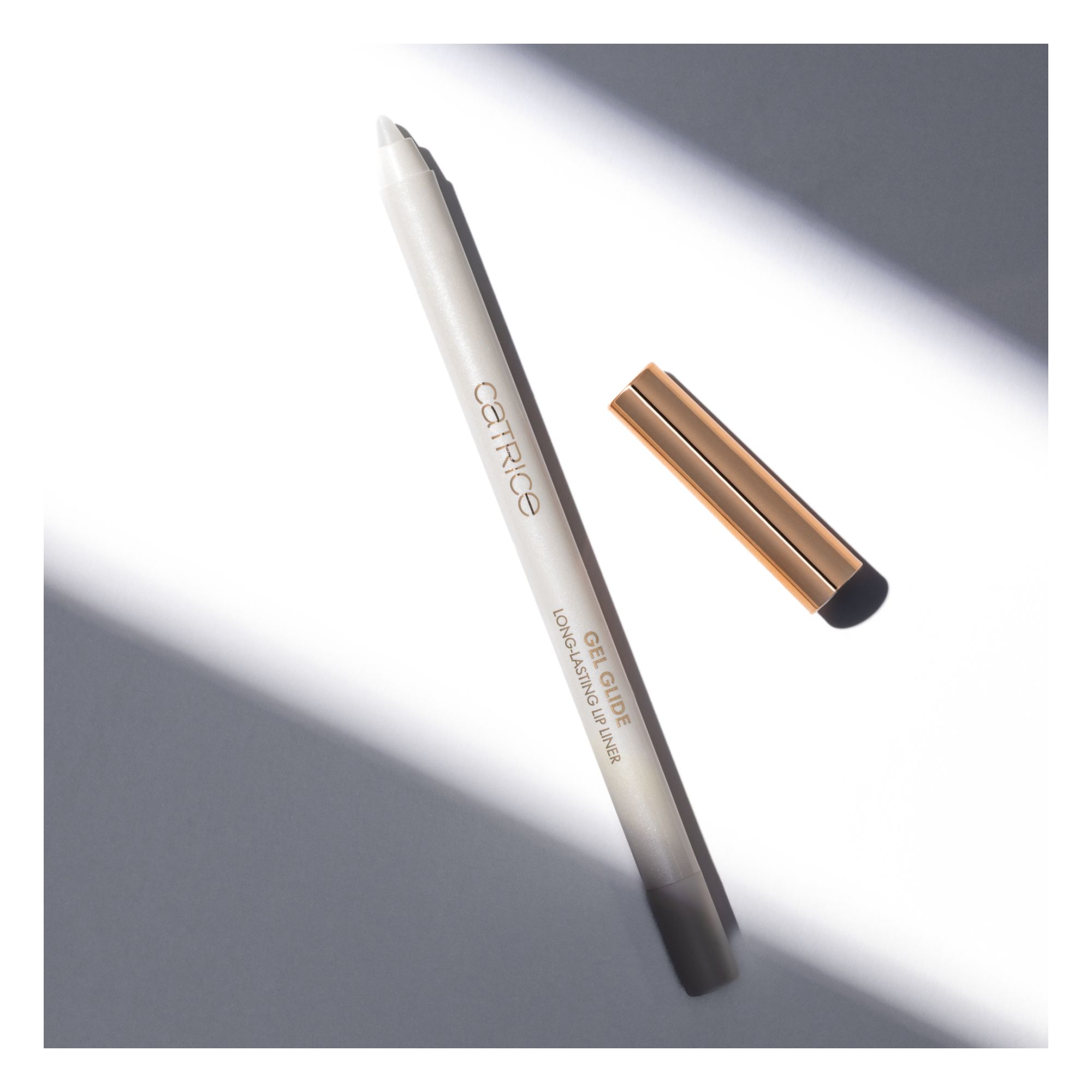Crayon à Lèvres - Gel Glide Long-Lasting Lip Liner Crayon à Lèvres - Gel Glide Long-Lasting Lip Liner