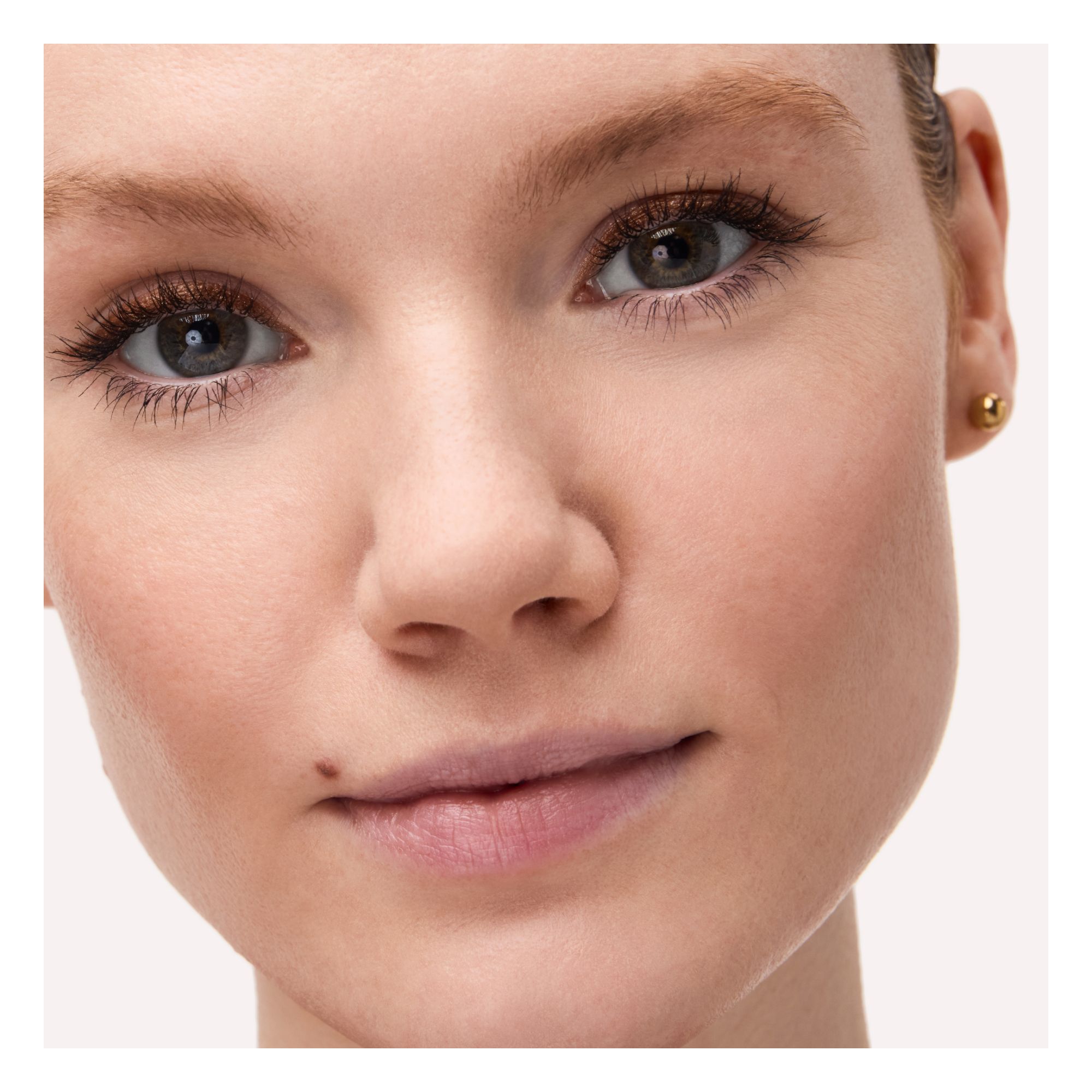 Jewel Glide Effect Eye Pencil